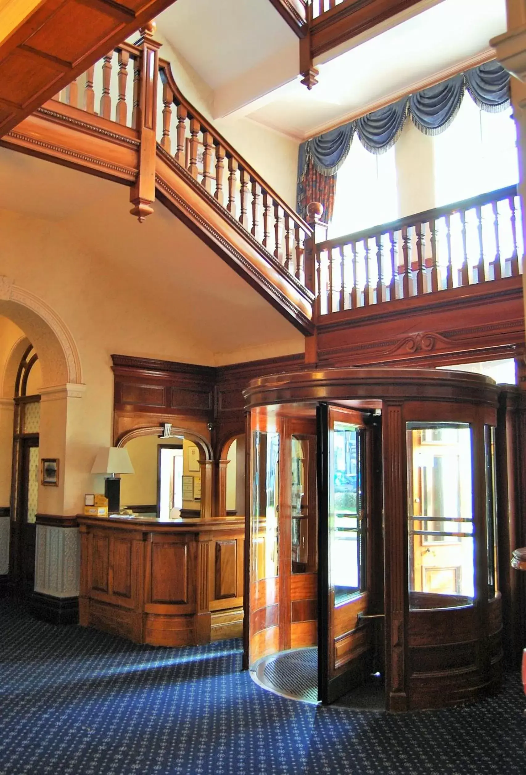 Lobby or reception in Legacy Hotel Victoria