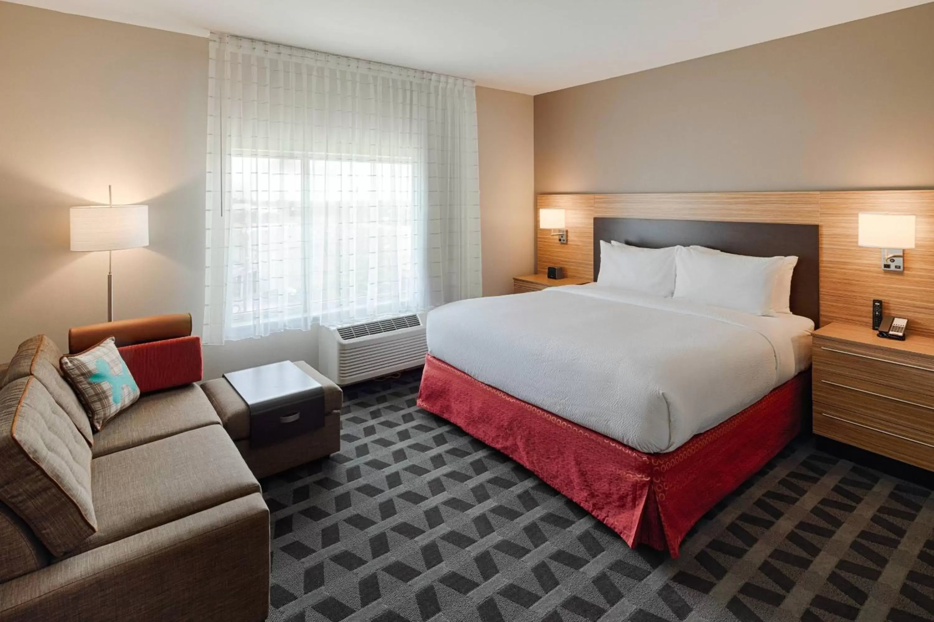 Bedroom, Bed in TownePlace Suites Columbus Hilliard