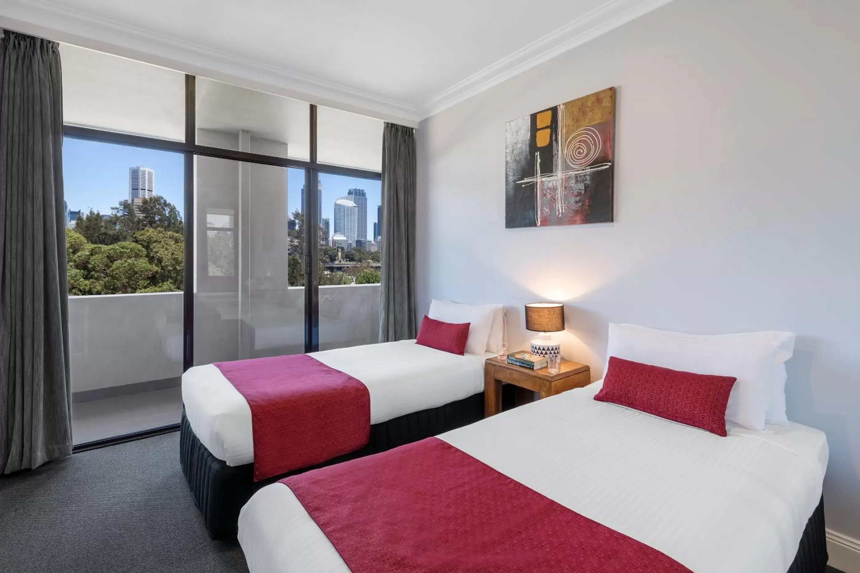 Balcony/Terrace, Bed in Nesuto Woolloomooloo