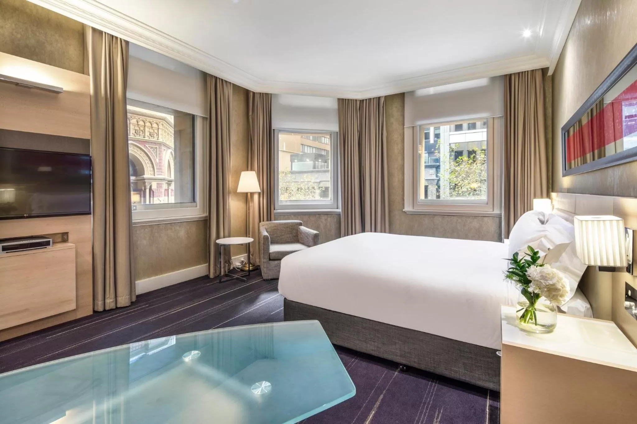Photo of the whole room, Bed in InterContinental Melbourne The Rialto by IHG