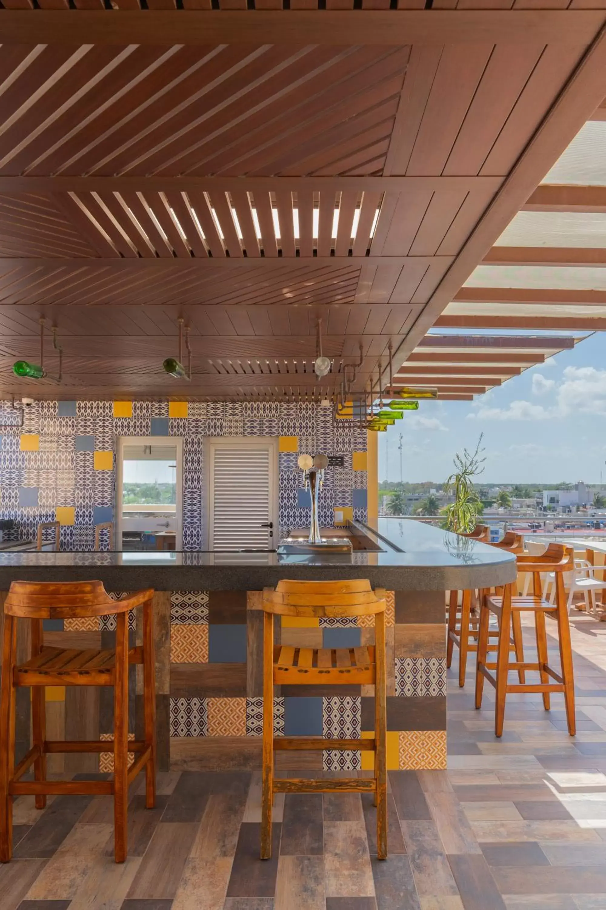 Balcony/Terrace, Restaurant/Places to Eat in Biwa Tulum