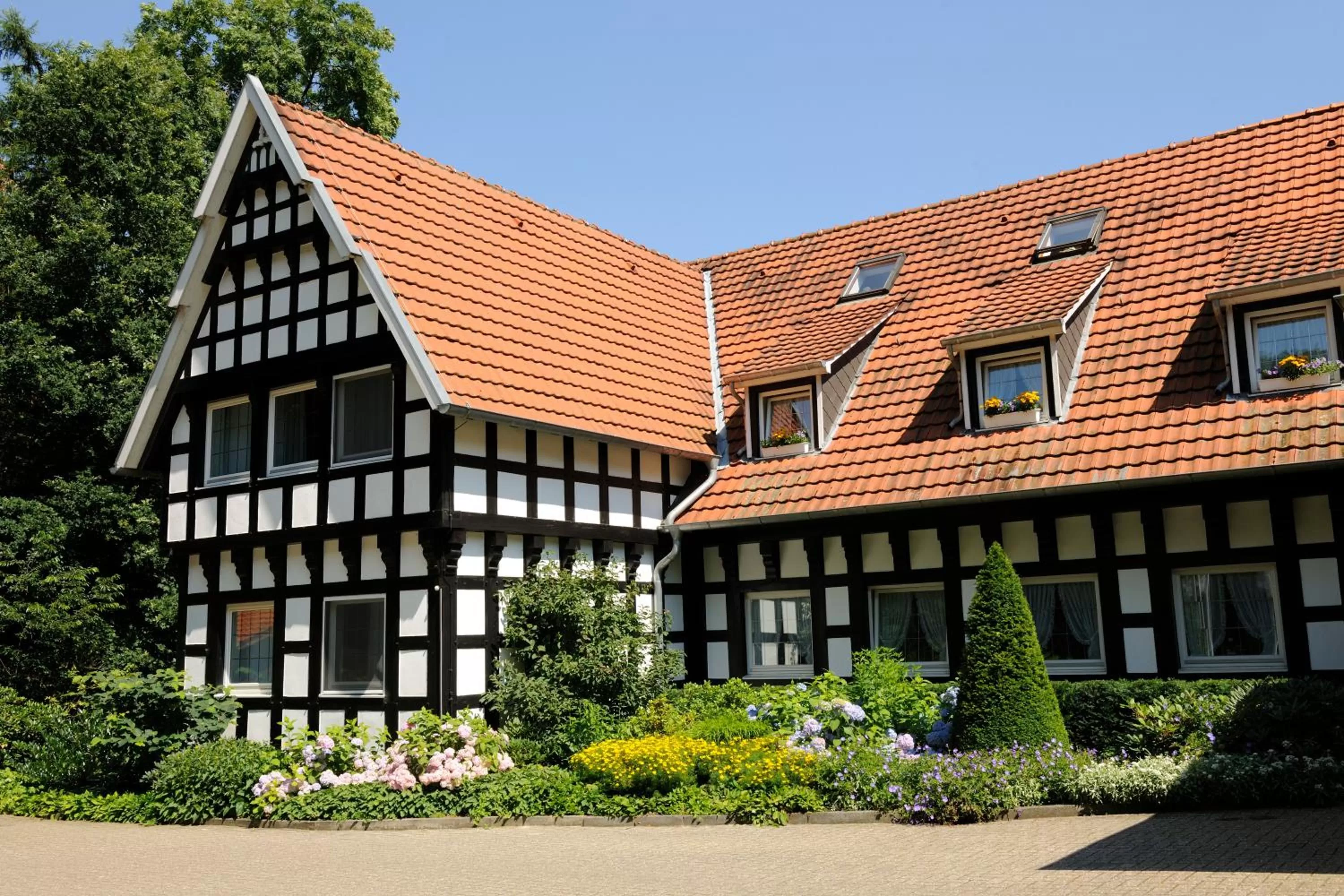 Facade/entrance in VILA VITA Burghotel Dinklage