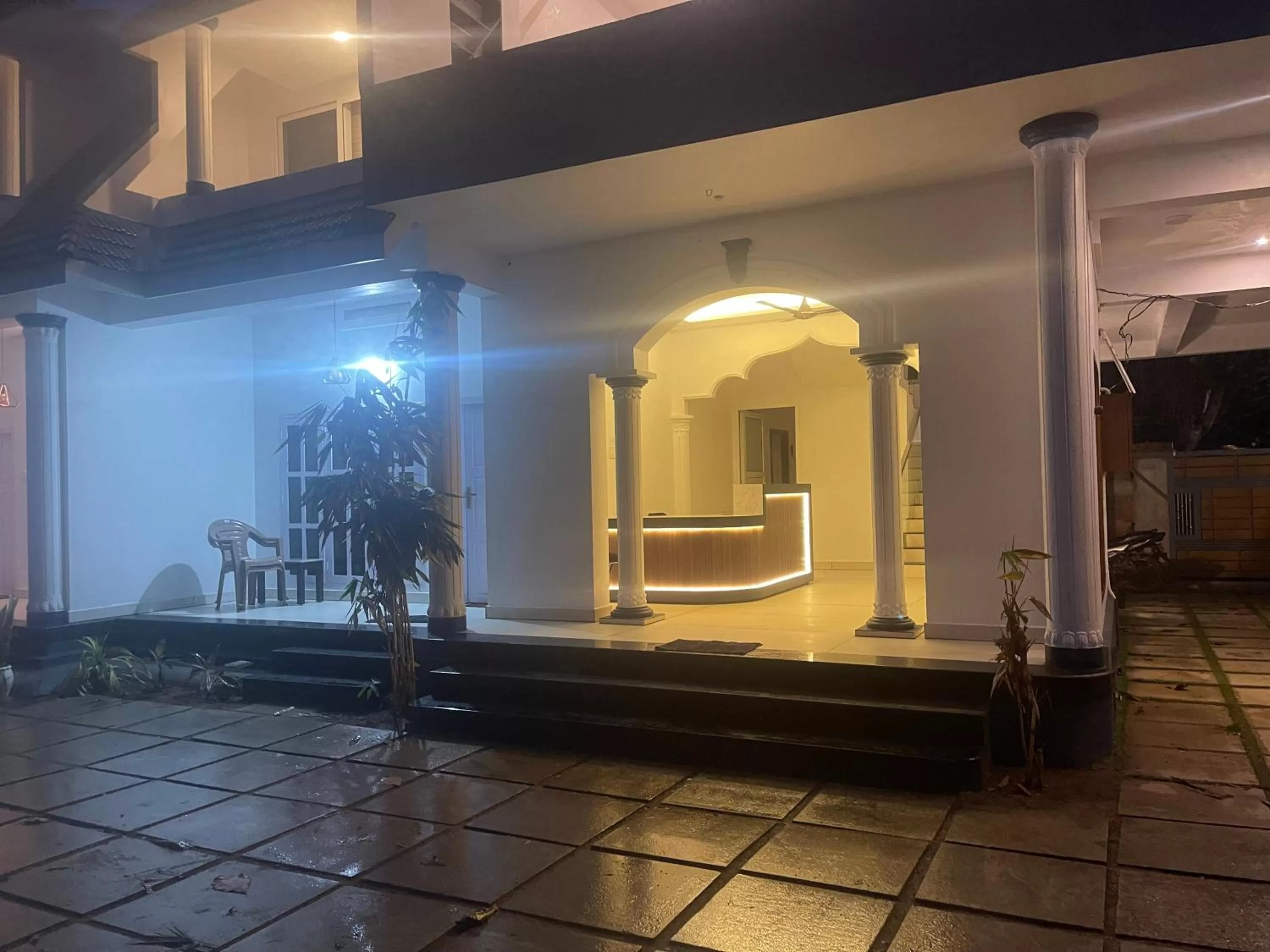 Facade/entrance in Garden Bay Resort