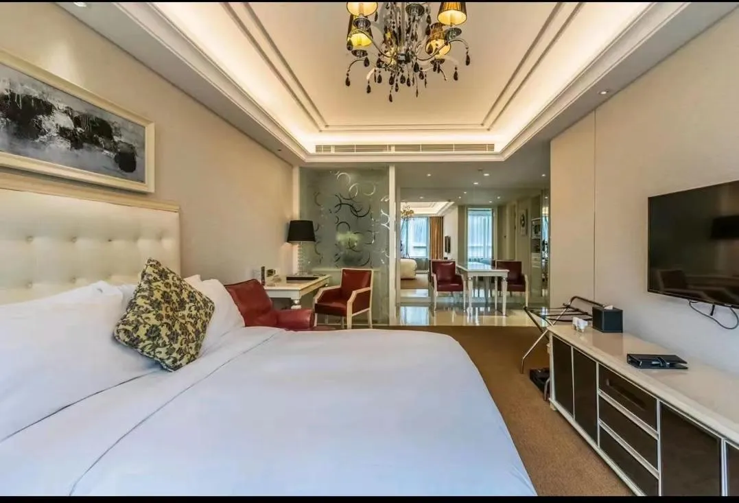 Wealthy All Suite Hotel Suzhou