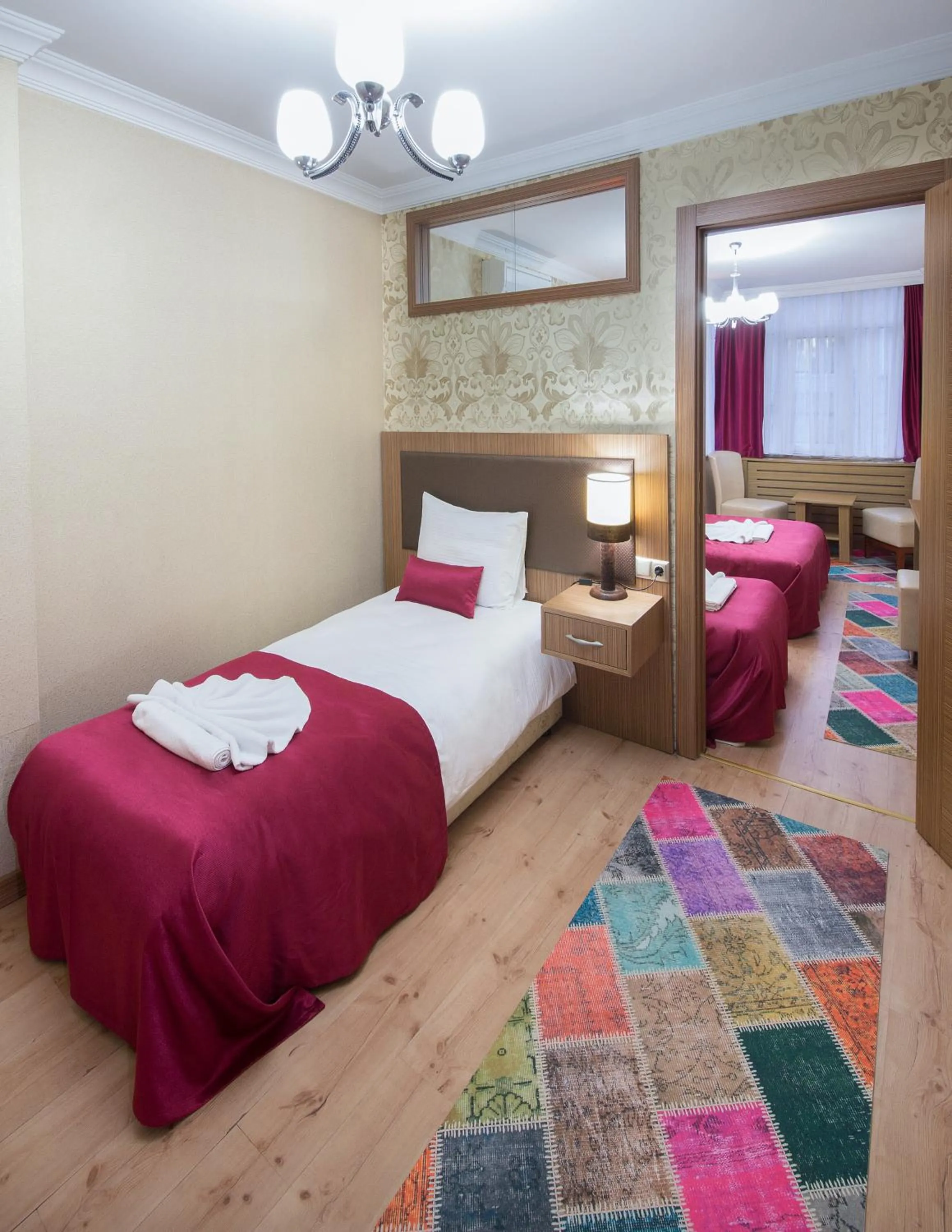 Photo of the whole room in GRAND ZENTRUM HOTEL & CAFE RESTAURANT - Taksim Square