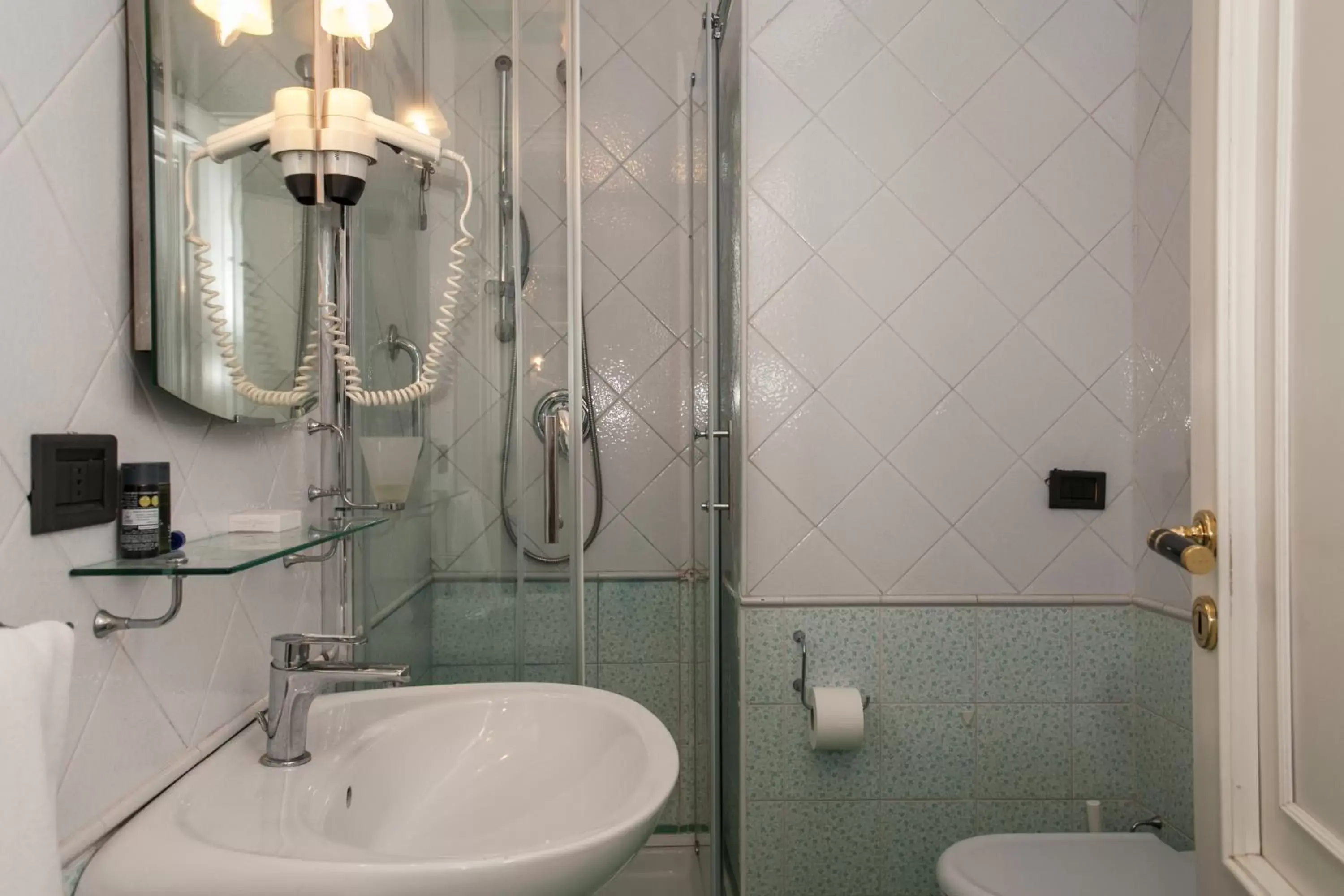 Bathroom in Zodiacus Residence