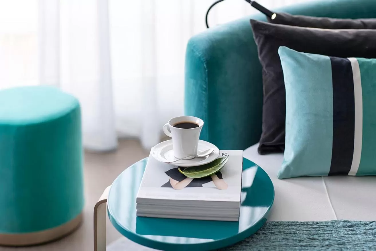 Decorative detail in Hotel Plaza e de Russie - Relais & Châteaux