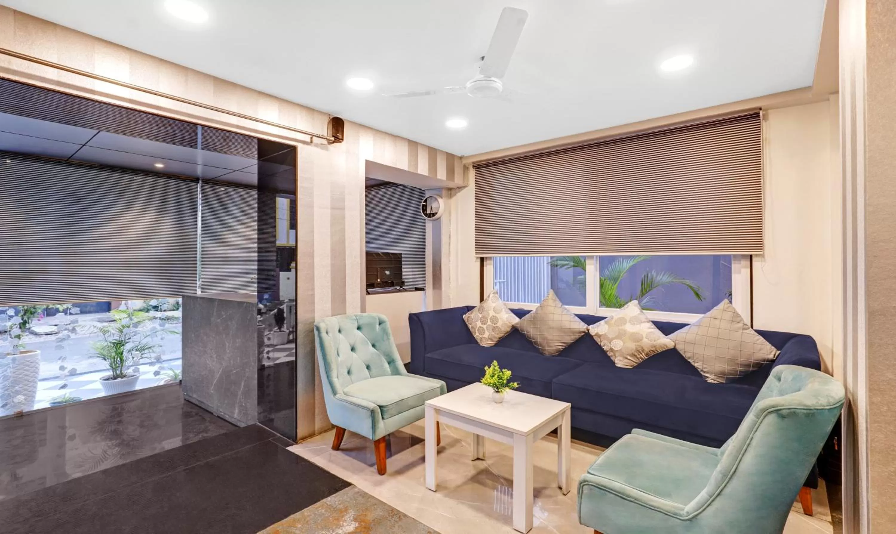 Seating area in Treebo Finesta Suites, Nagpur Airport