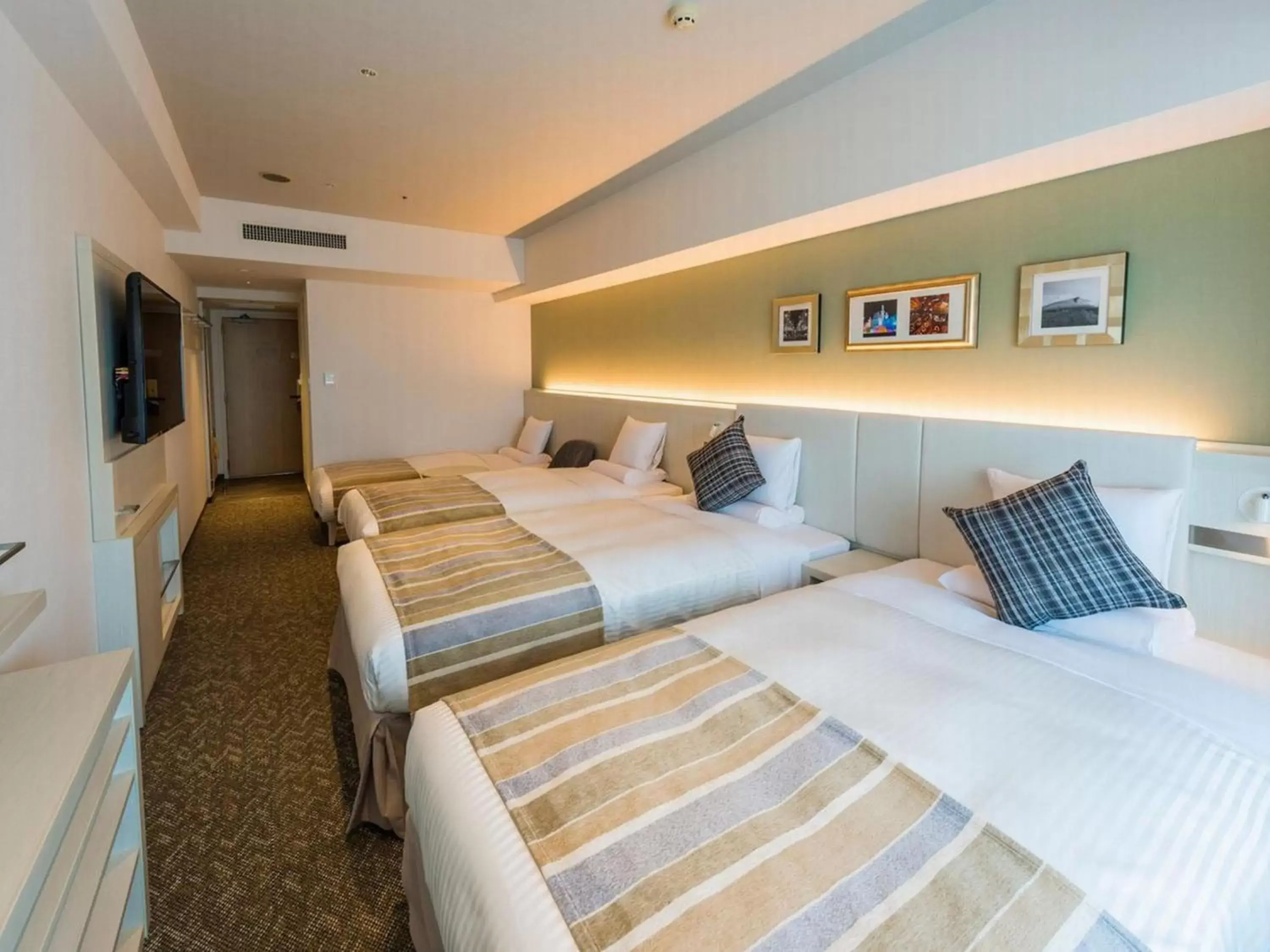 Photo of the whole room, Bed in HOTEL MYSTAYS PREMIER Sapporo Park Photo of the whole room, Bed in HOTEL MYSTAYS PREMIER Sapporo Park