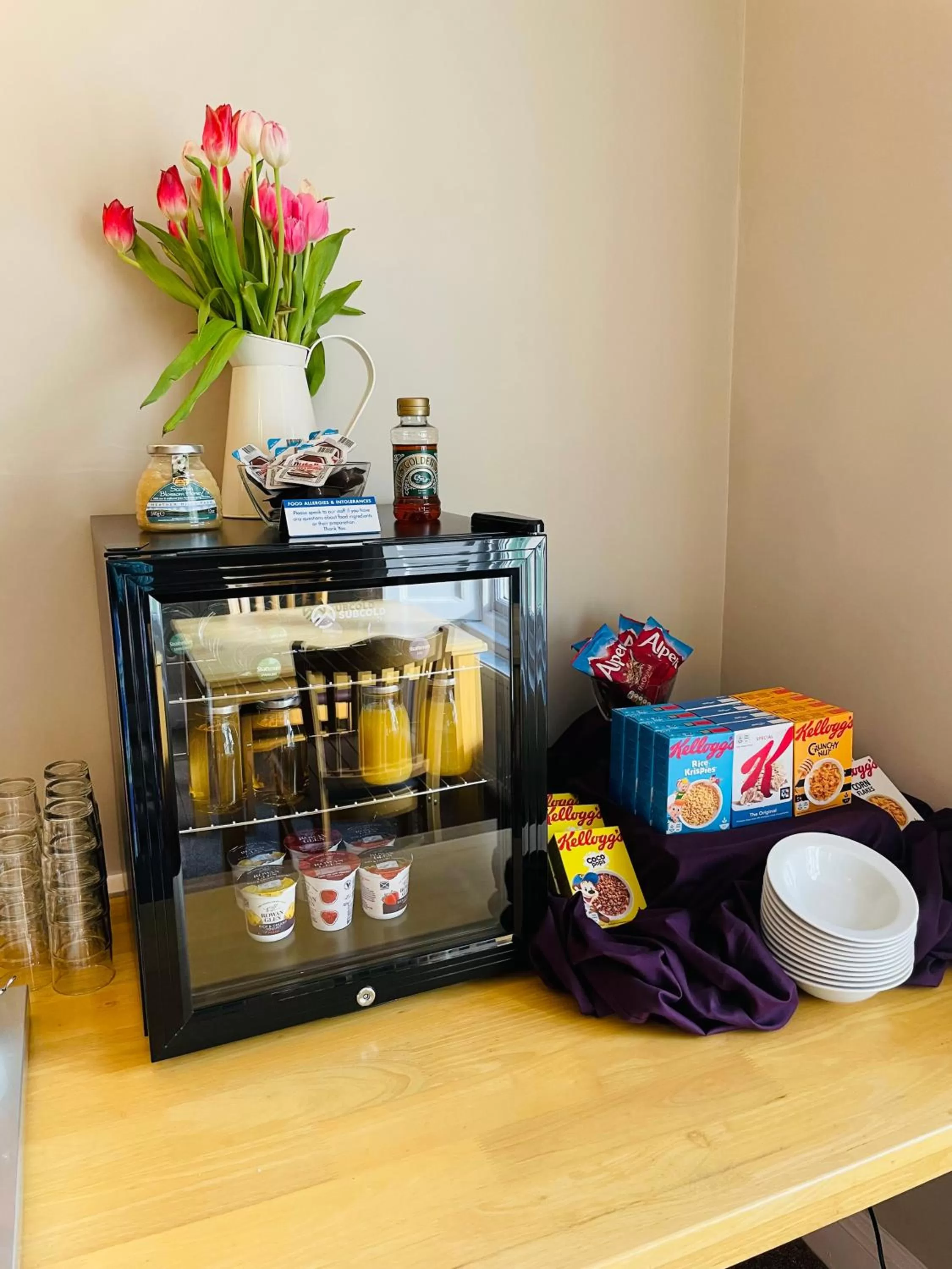 Breakfast in West Plean House