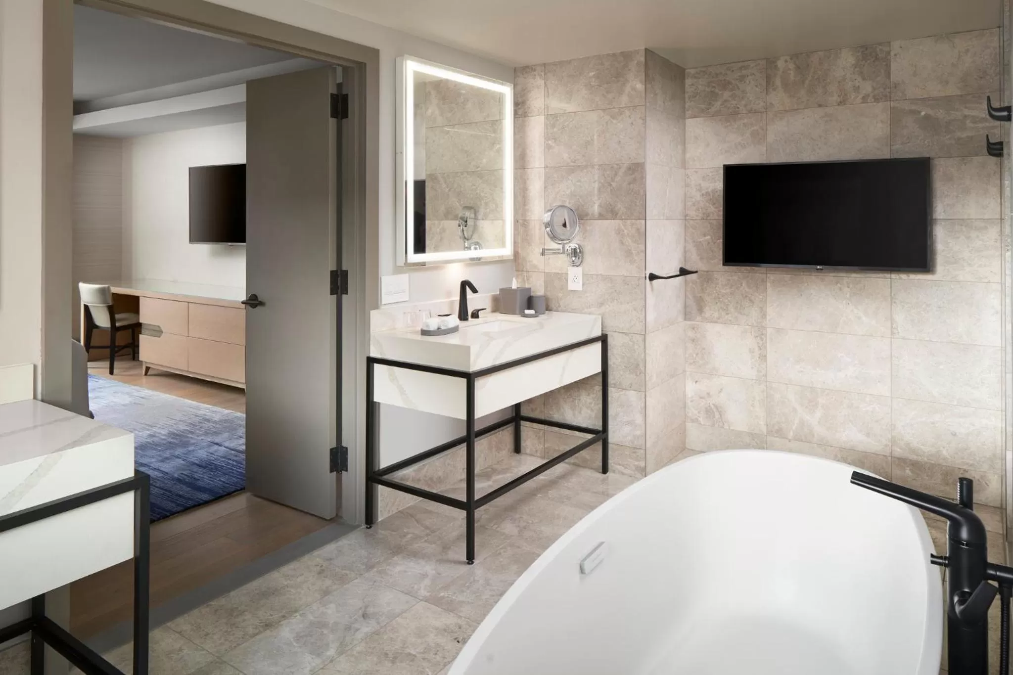 Photo of the whole room, Bed in Loews Coral Gables Hotel