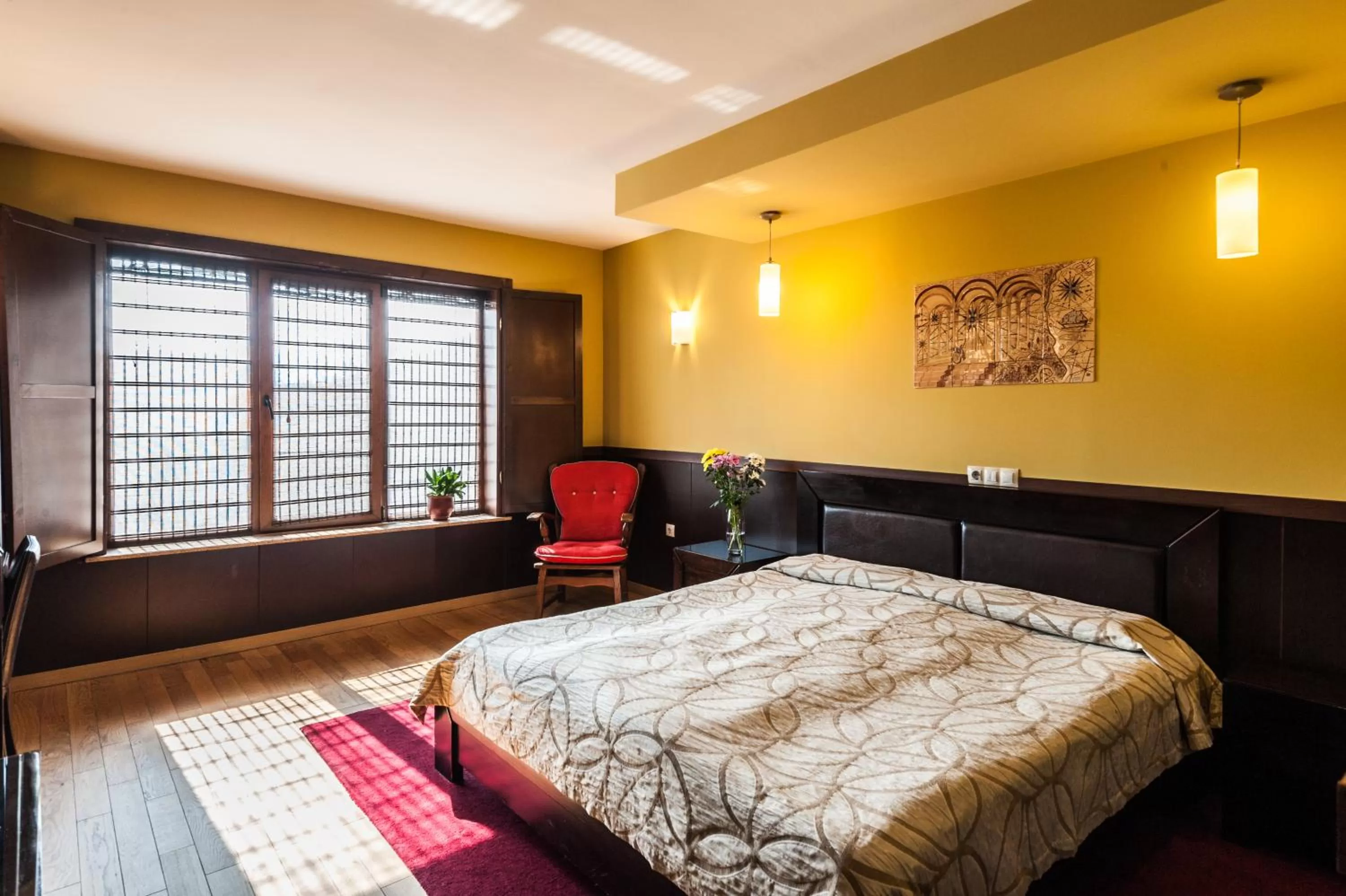 Bed in Hotel Ego - Free Parking - Top Central Location