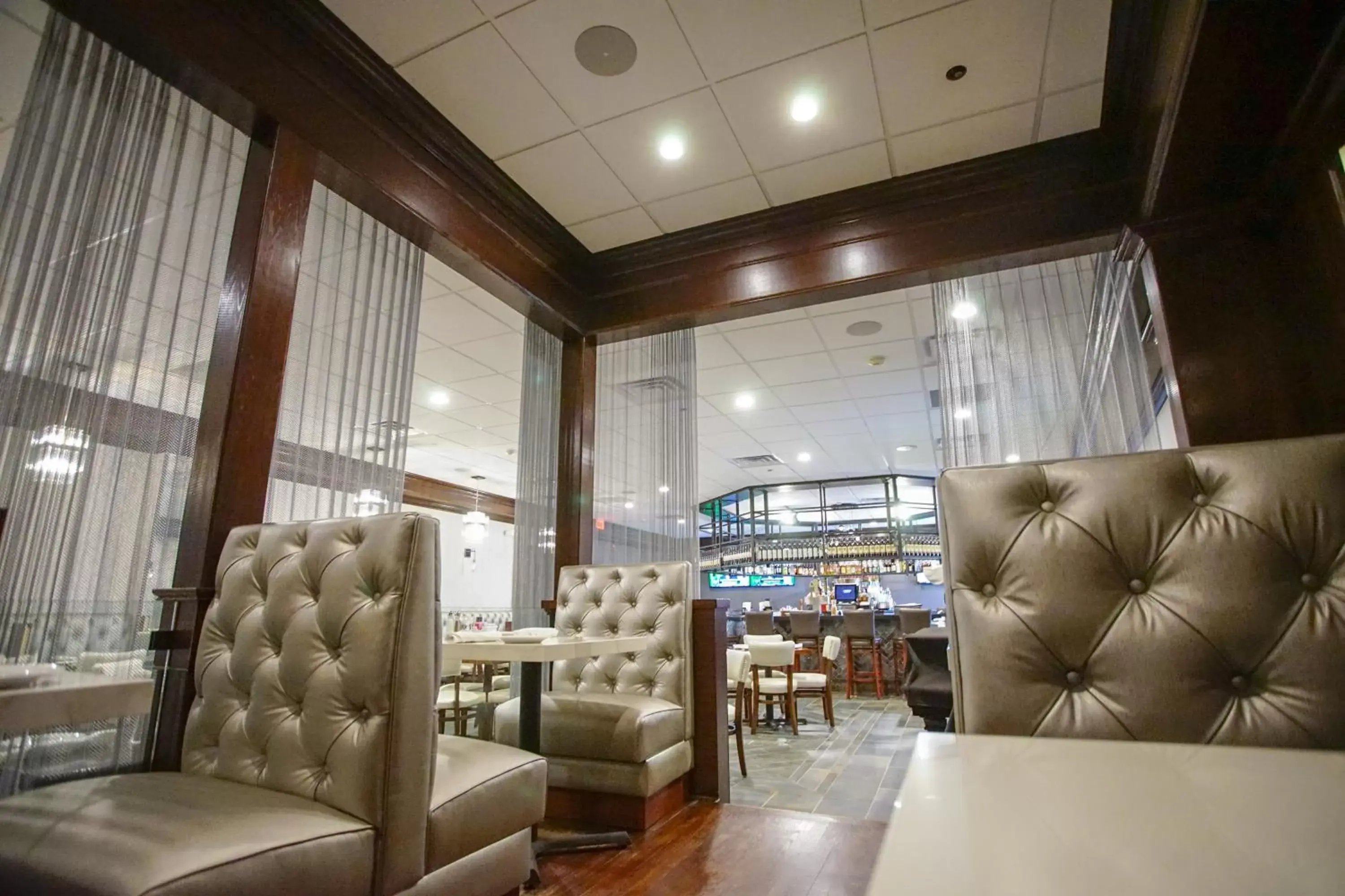 Restaurant/places to eat in Best Western Plus Fairfield Executive Inn