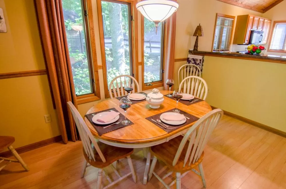Dining area in Asheville Cabins of Willow Winds
