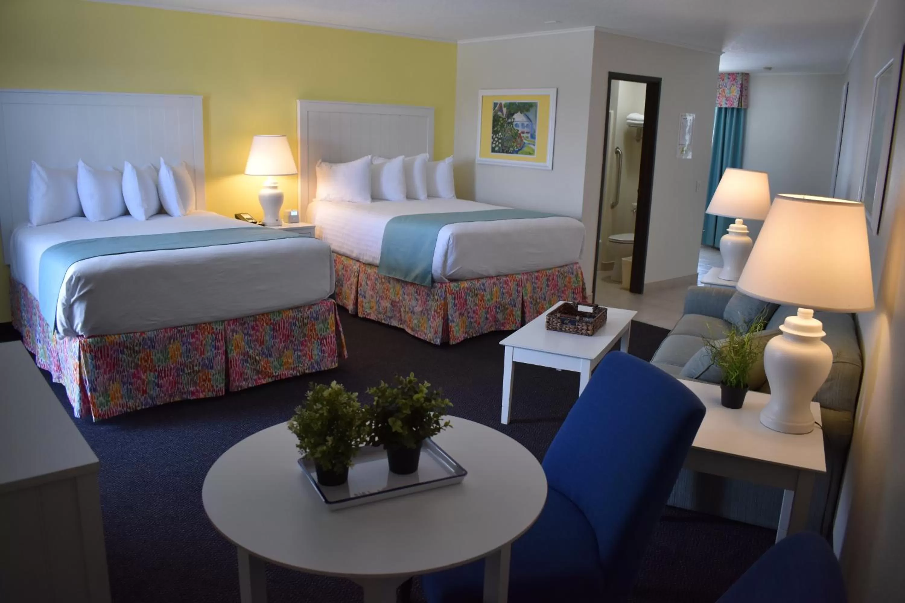 Bed in Breakers Resort - Lakeside