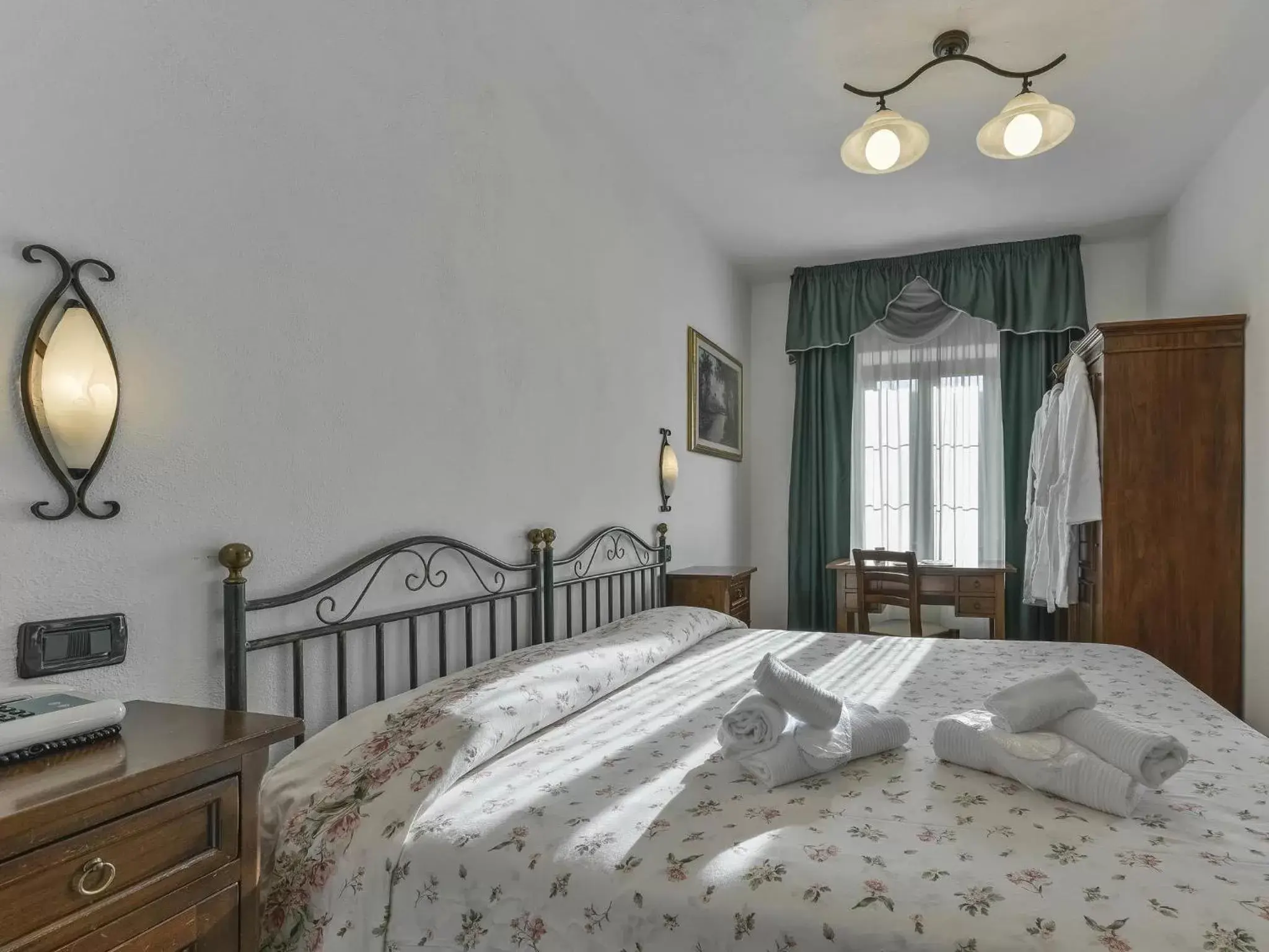 Photo of the whole room, Bed in Albergo Le Macinaie - Monte Amiata