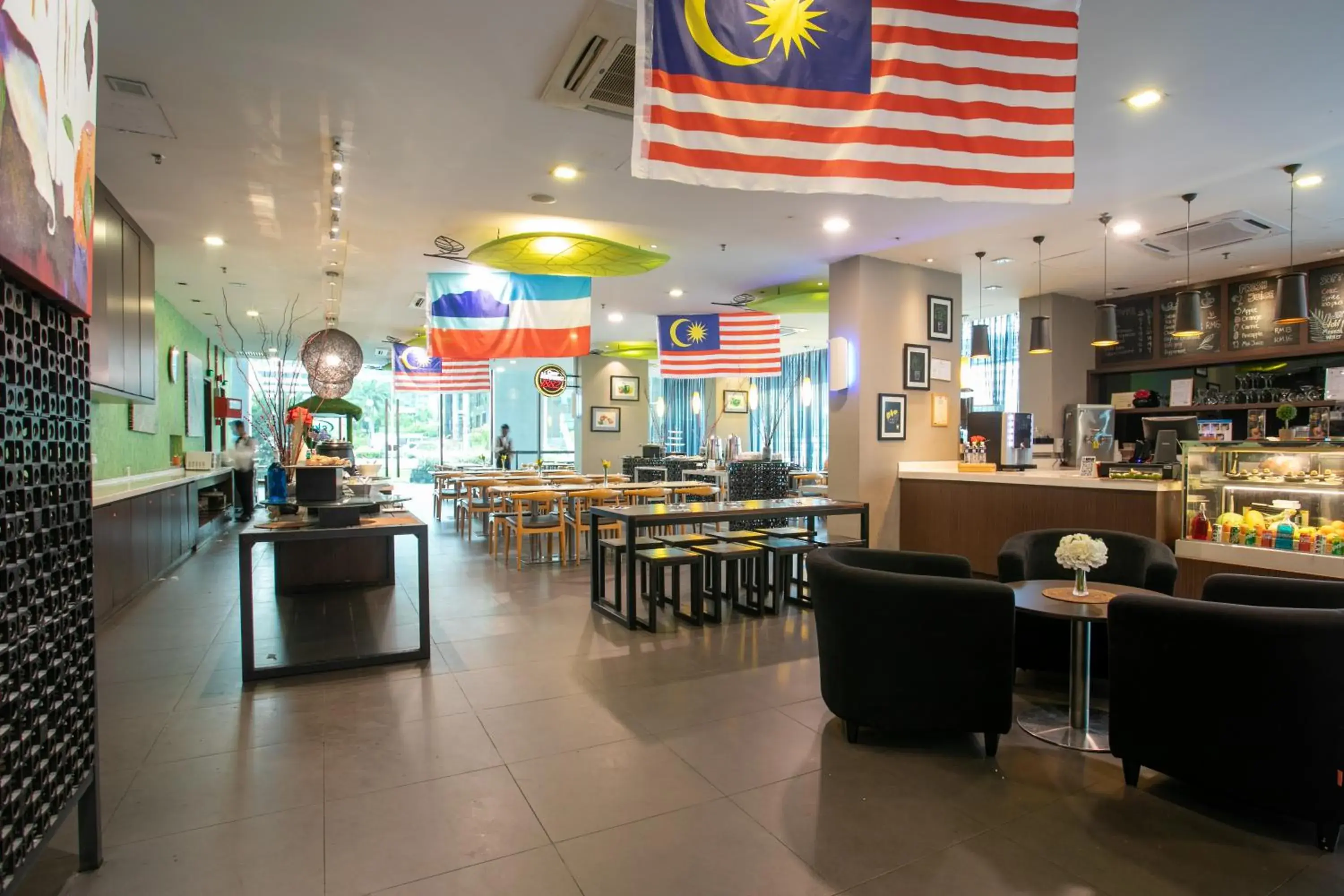 Restaurant/Places to Eat in Sky Hotel Kota Kinabalu