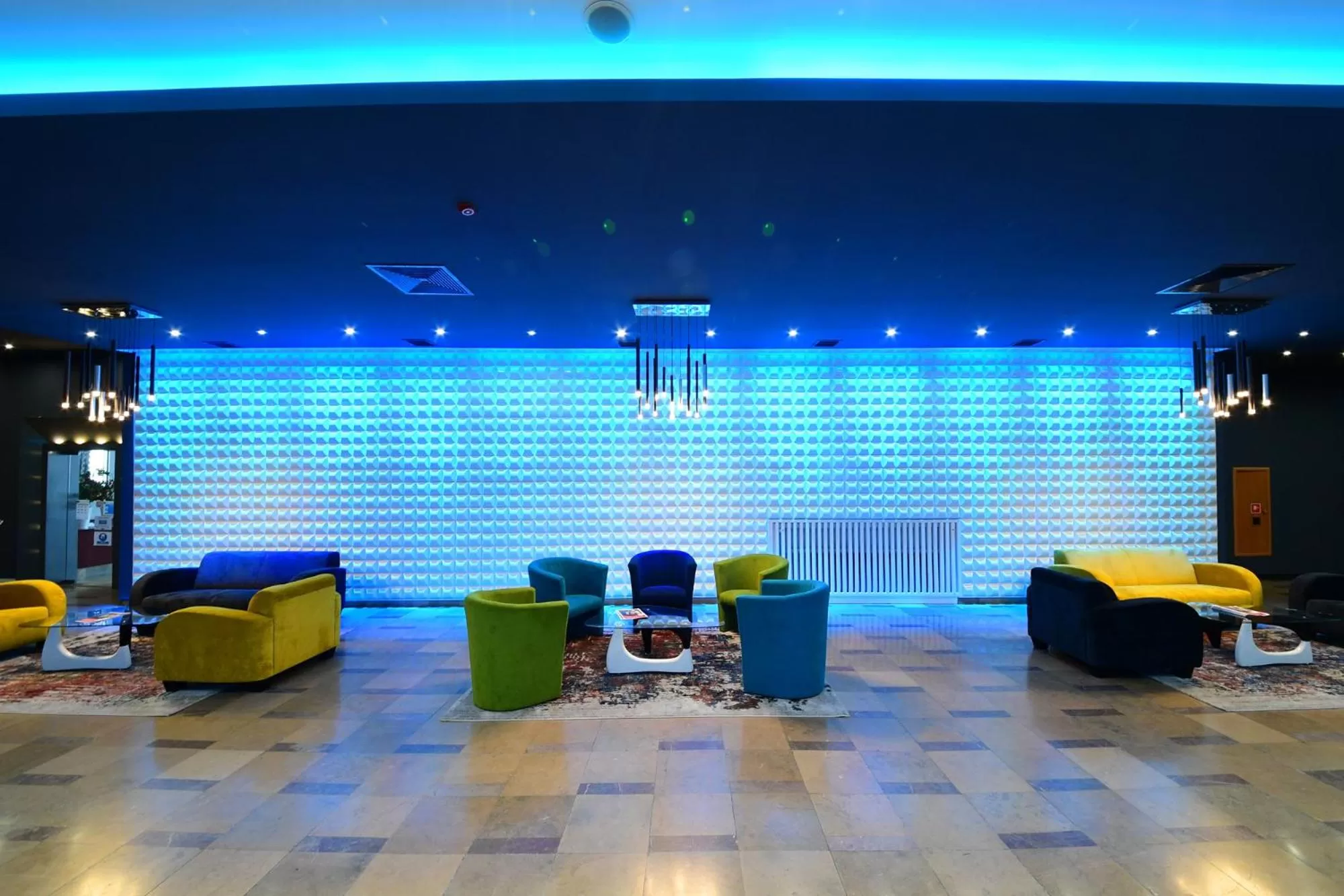 Lobby or reception in Hotel Gromada Pila