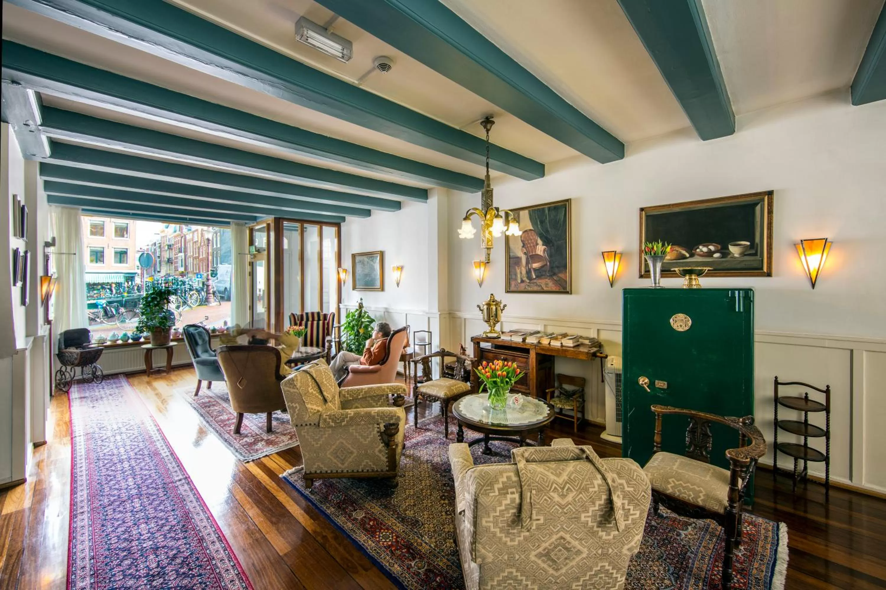 Lounge or bar in Amsterdam Wiechmann Hotel