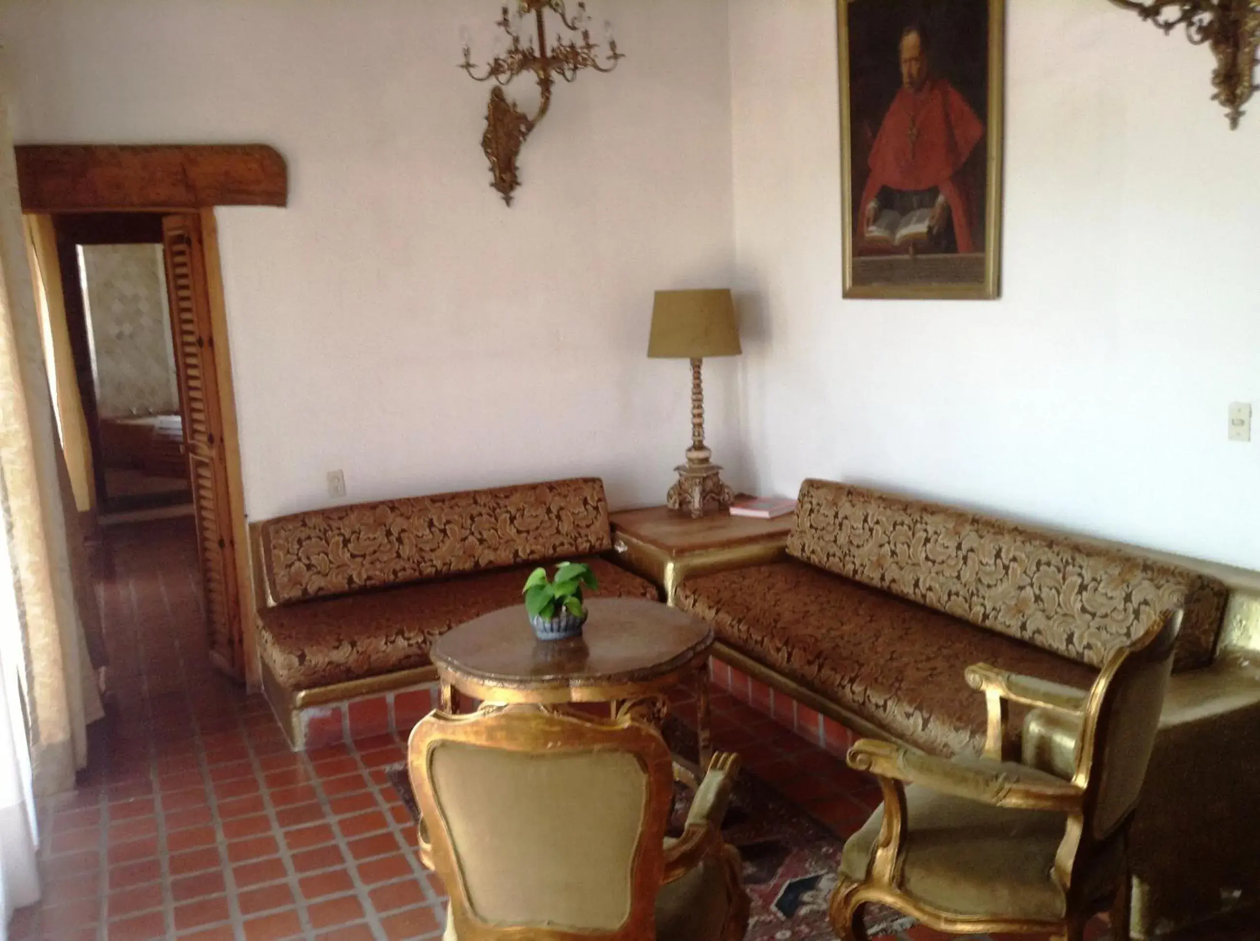 Seating Area in Posada de la Mision, Hotel Museo y Jardin