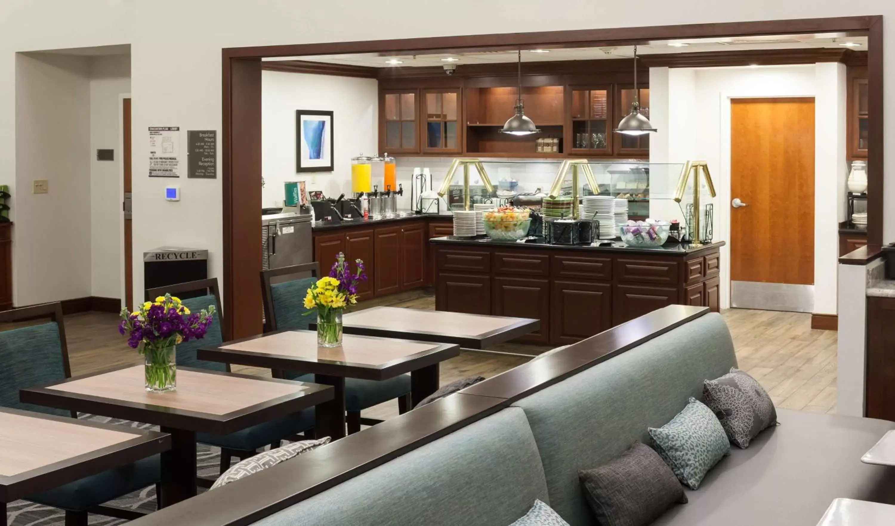 Breakfast, Restaurant/Places to Eat in Homewood Suites by Hilton Agoura Hills