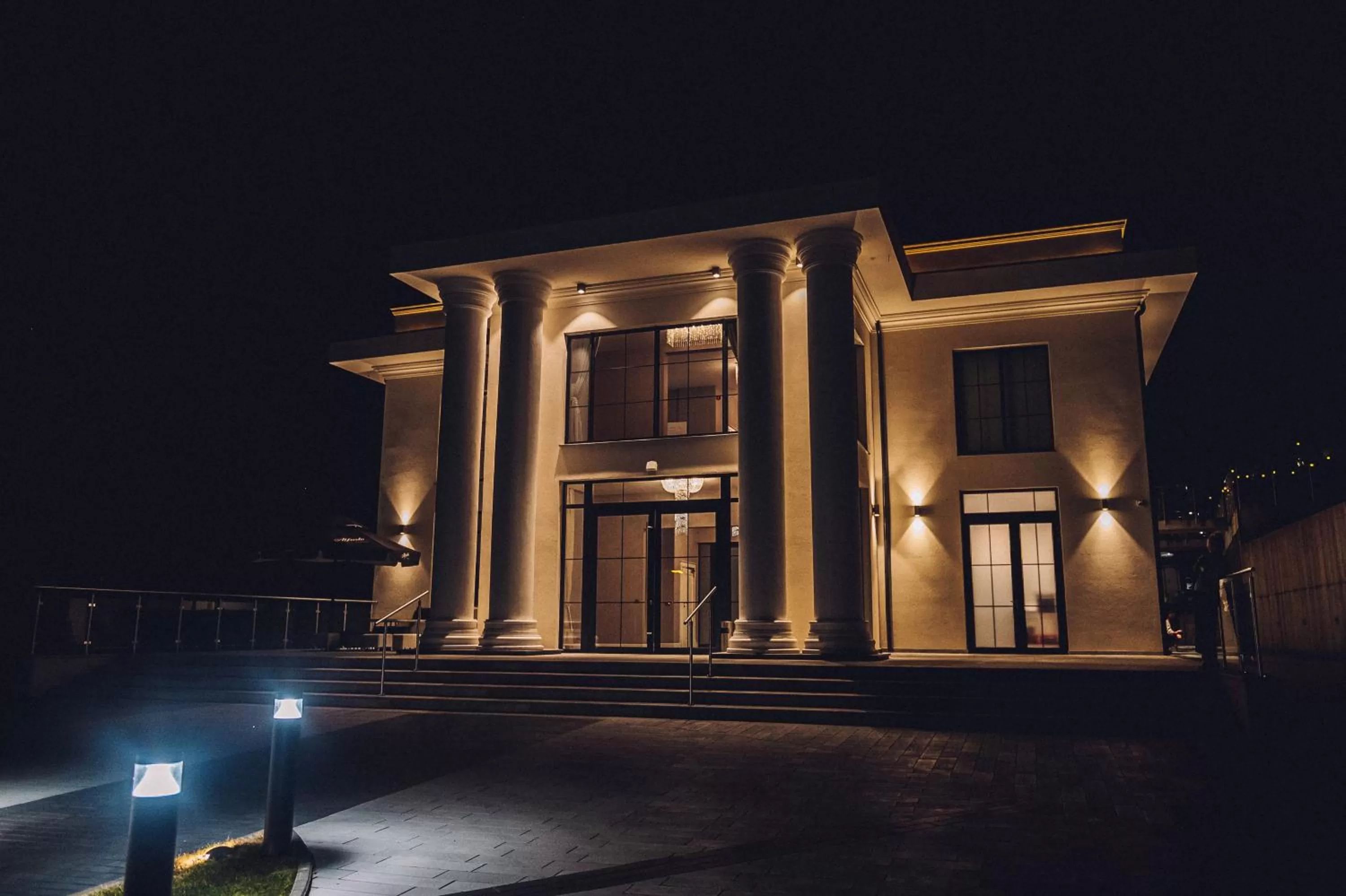 Business facilities in Magnus Resort