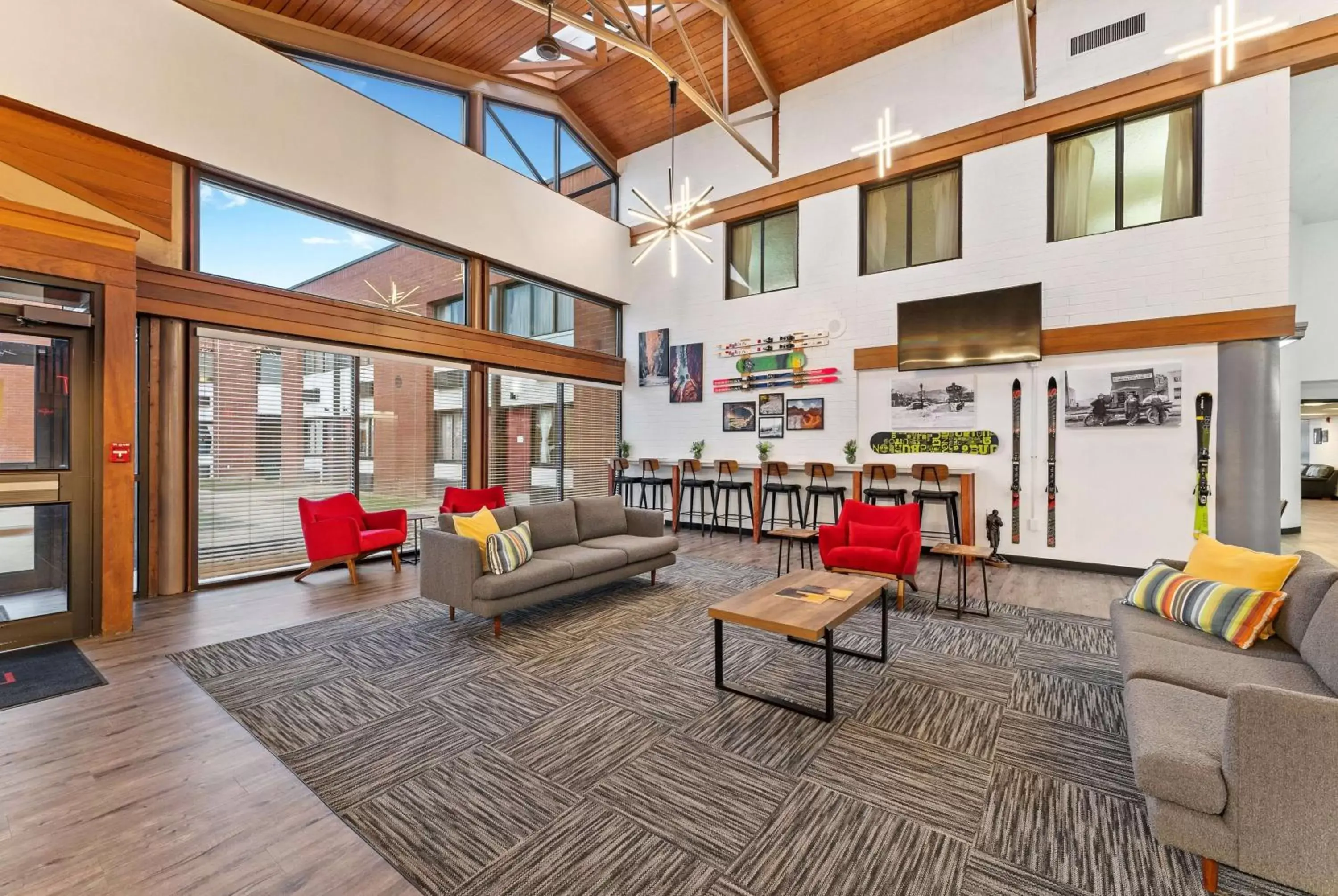 Lobby or reception in Ramada by Wyndham Cedar City Lobby or reception in Ramada by Wyndham Cedar City
