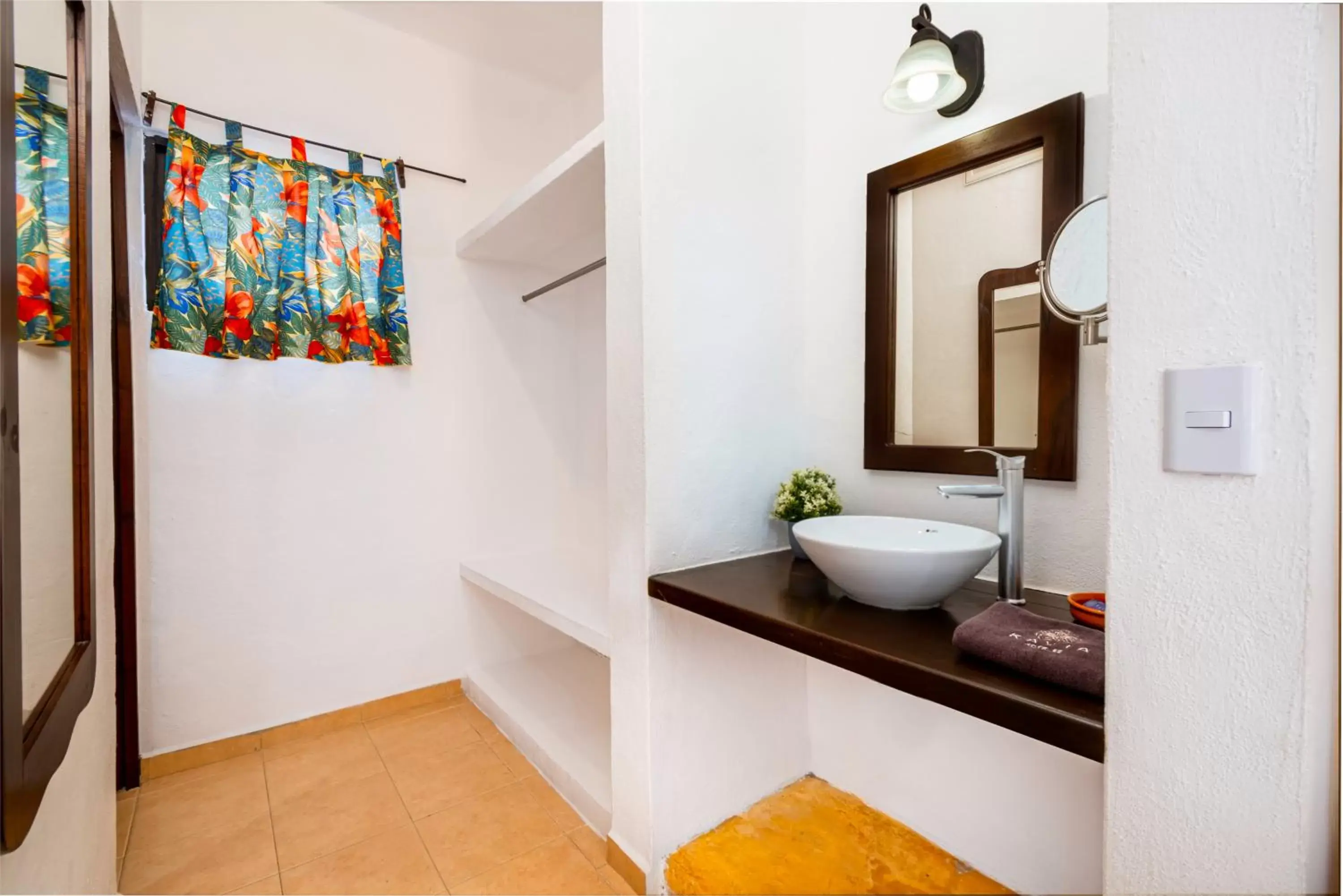 Bathroom in Hotel Casa de las Flores