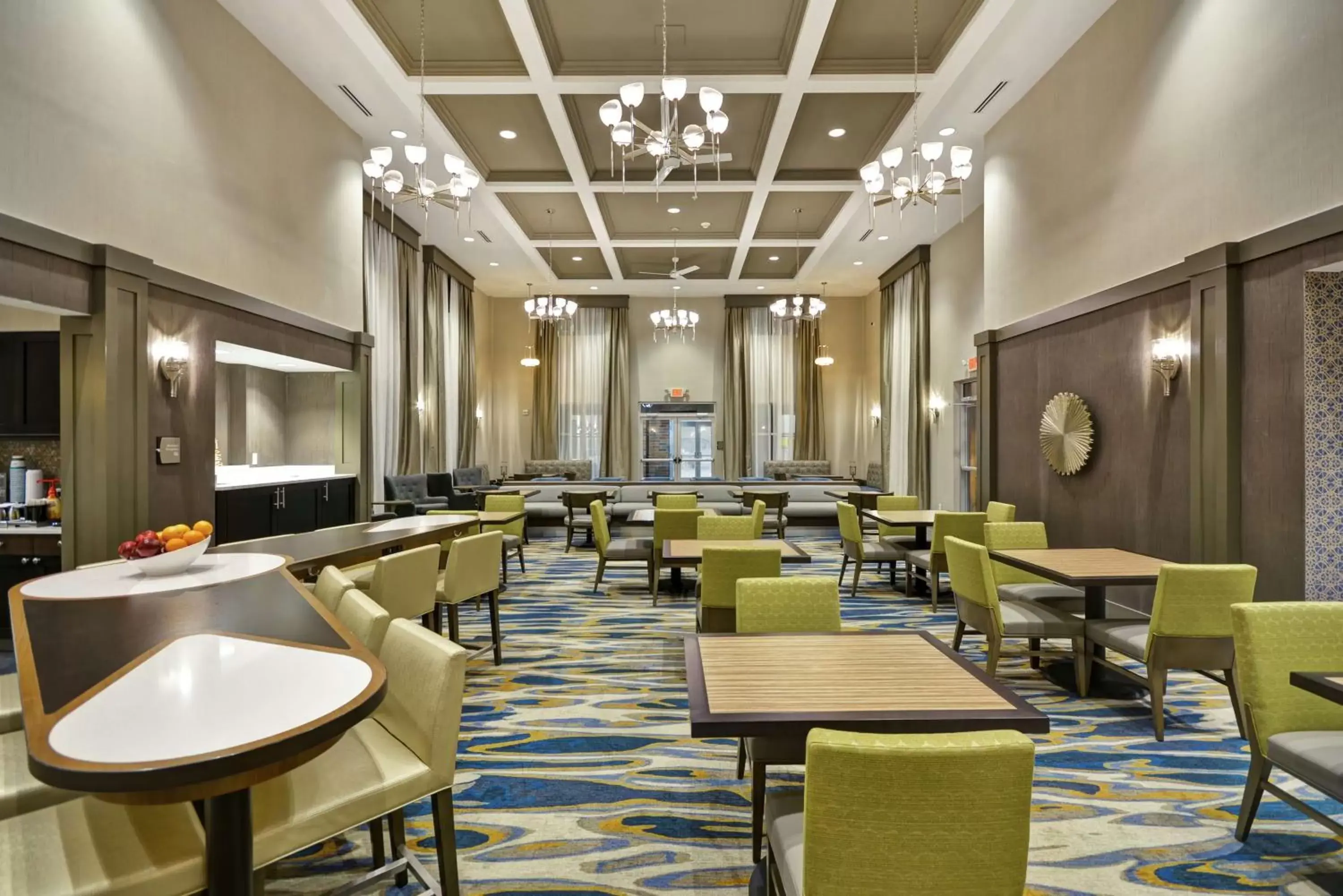 Meeting/conference room, Restaurant/Places to Eat in Homewood Suites By Hilton Warren Detroit