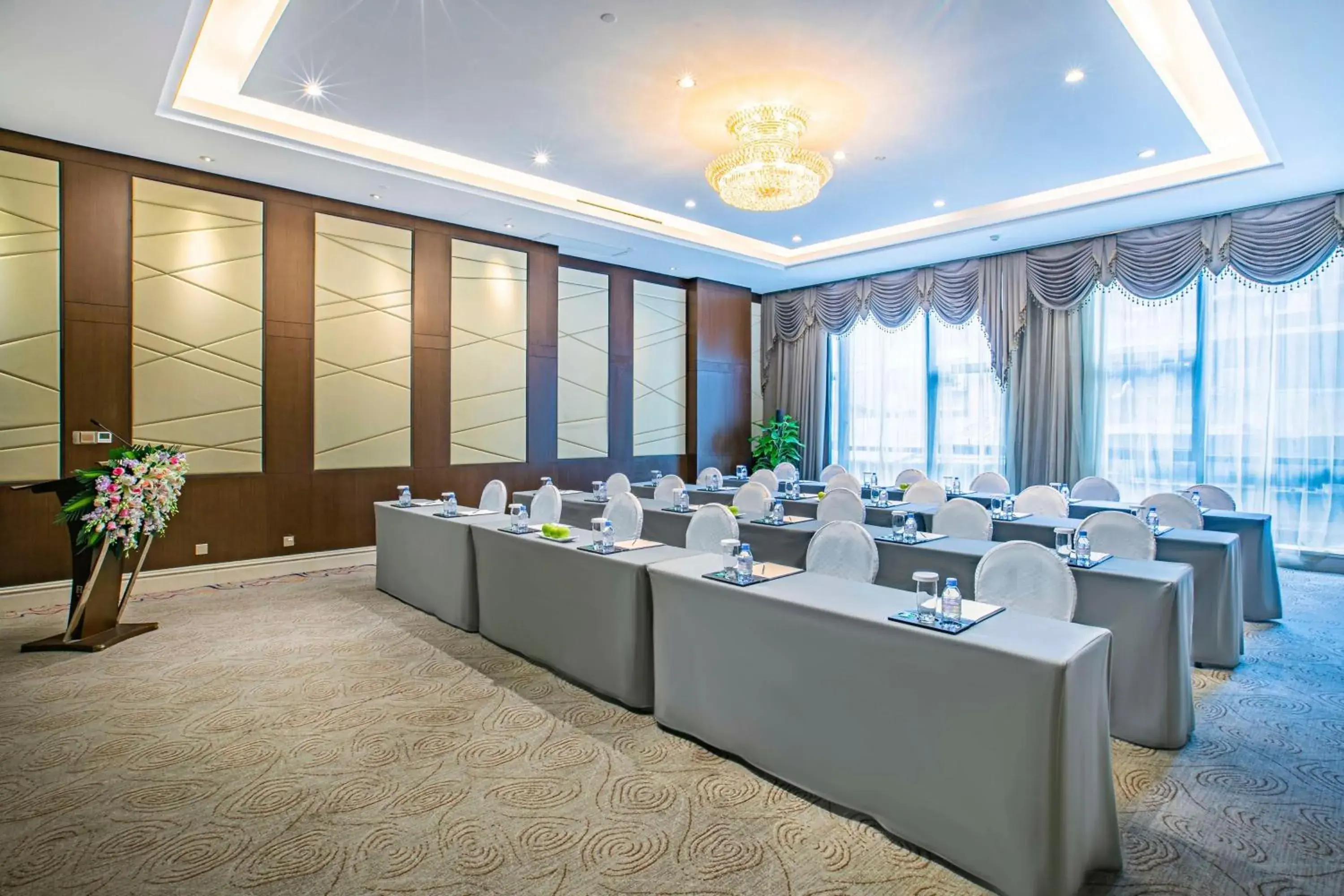 Meeting/conference room in Guiyang Kempinski Hotel
