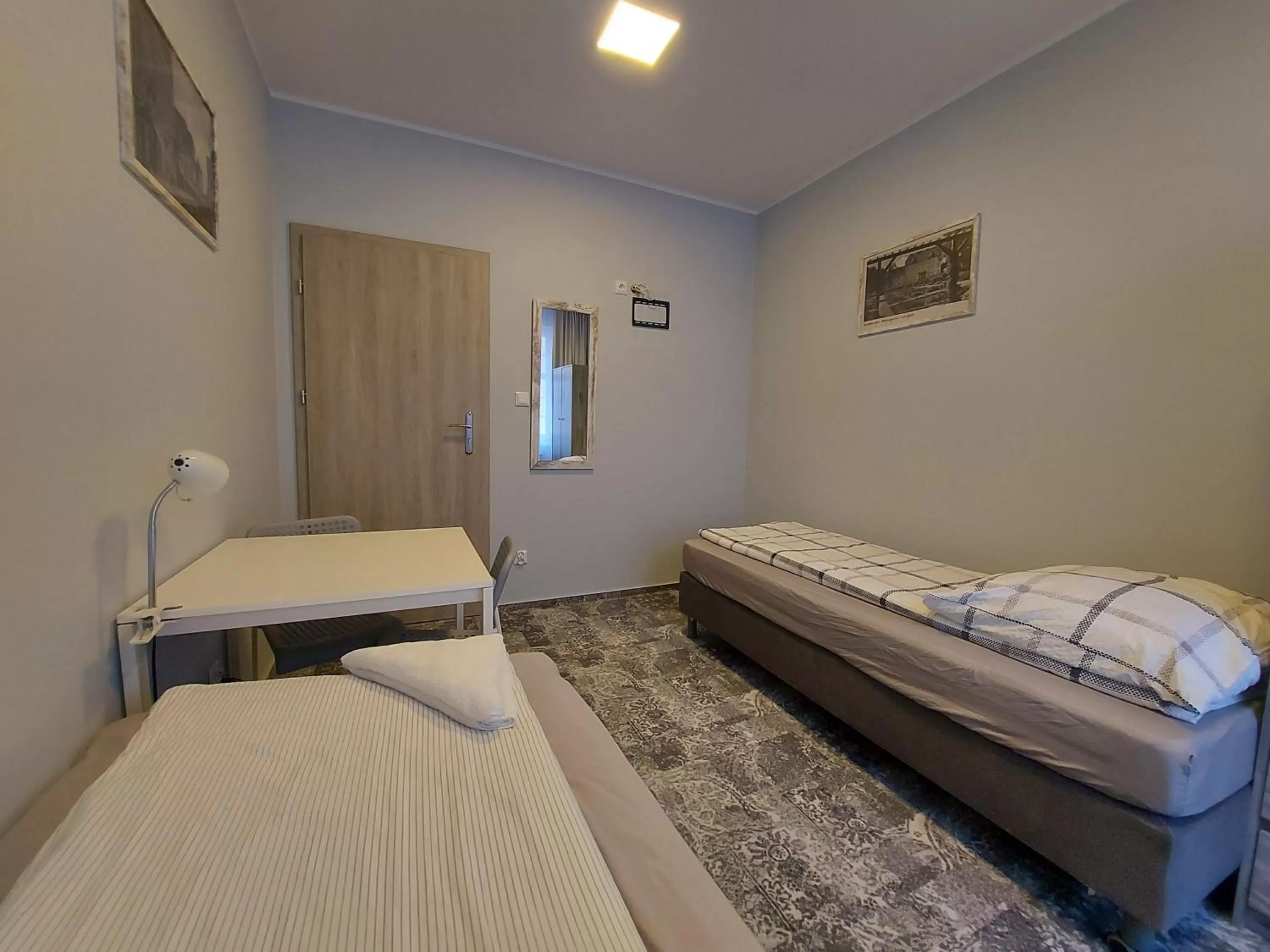 Photo of the whole room, Bed in Kamienica1924