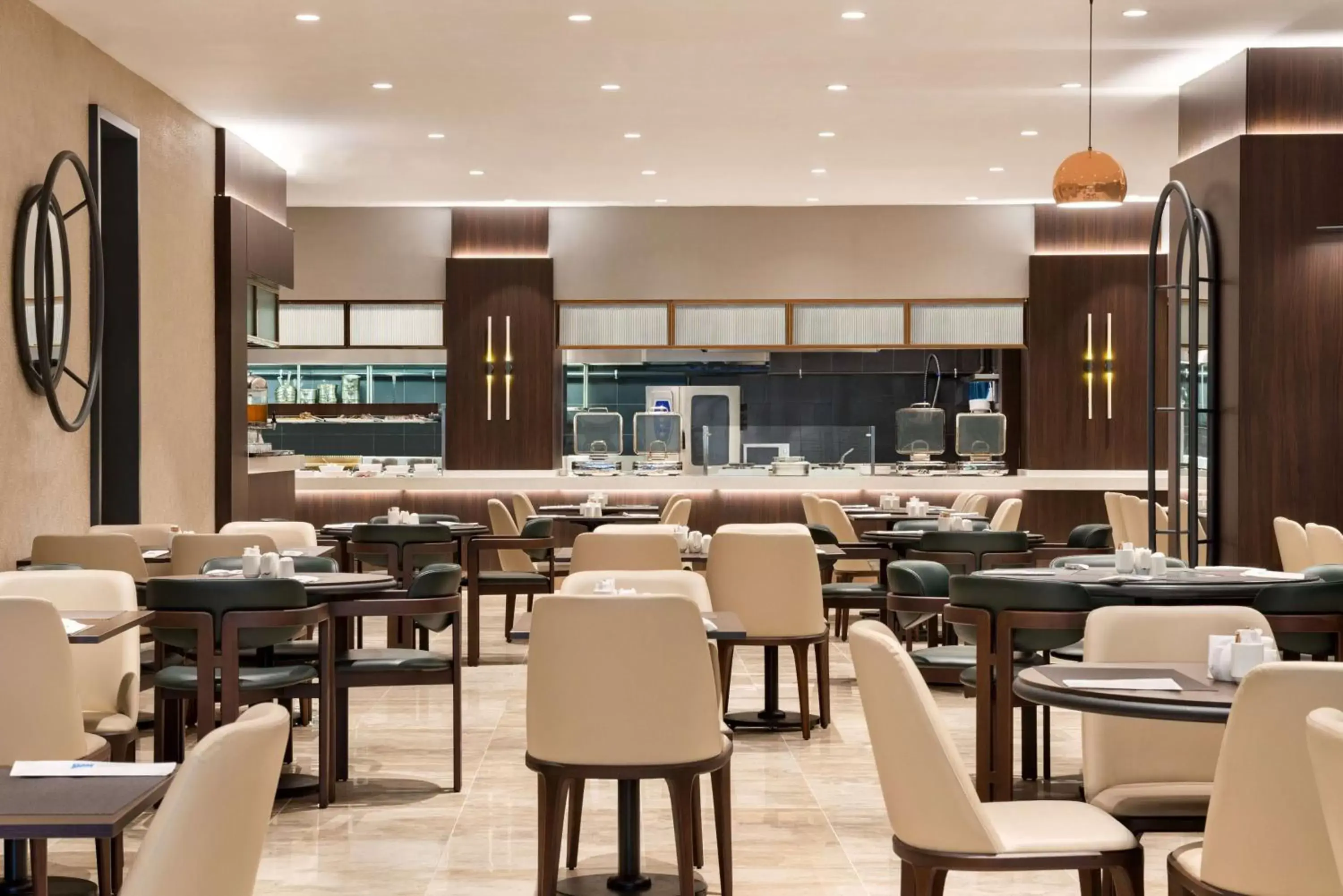 Restaurant/Places to Eat in TRYP By Wyndham Istanbul Sisli Hotel