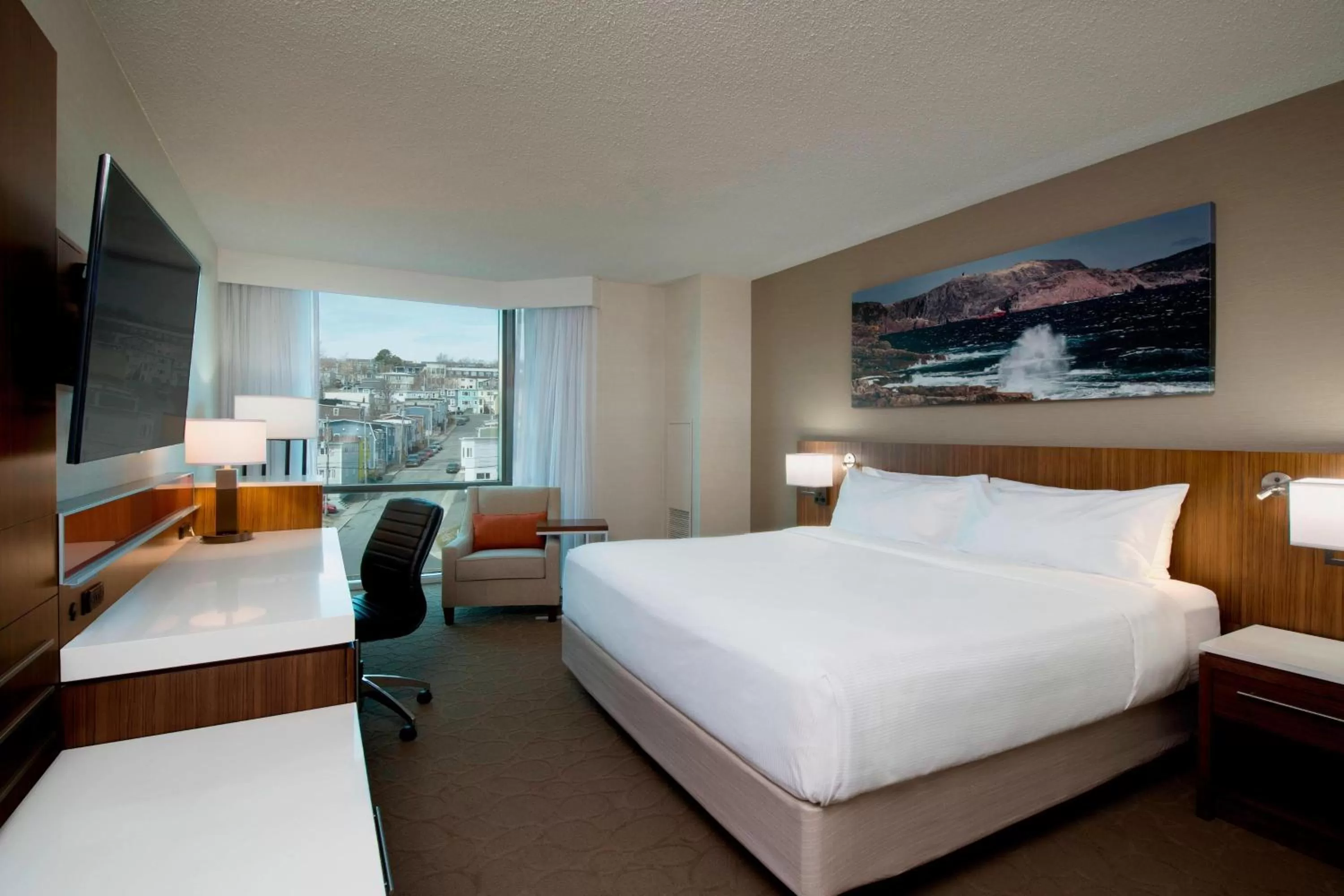 Photo of the whole room, Bed in Delta Hotels by Marriott St. John's Conference Centre