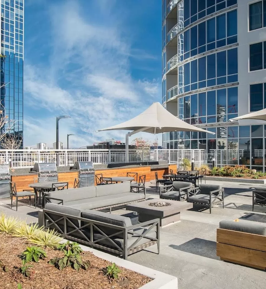 Patio in Placemakr Premier SoBro