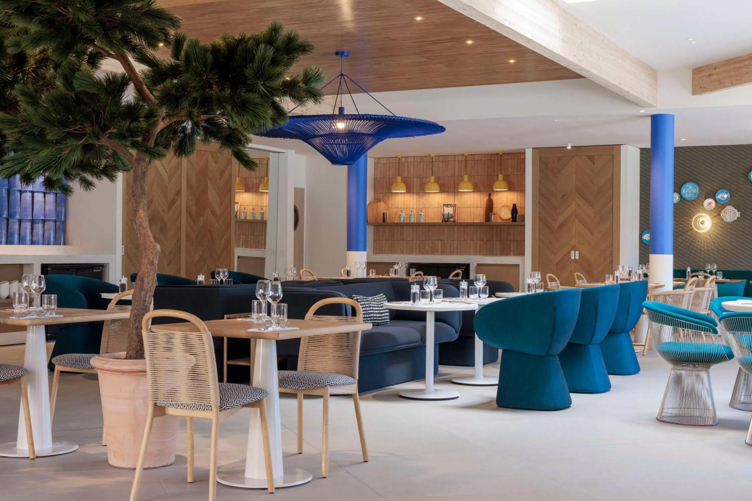 Restaurant/places to eat in Hilton Garden Inn Marseille Provence Airport