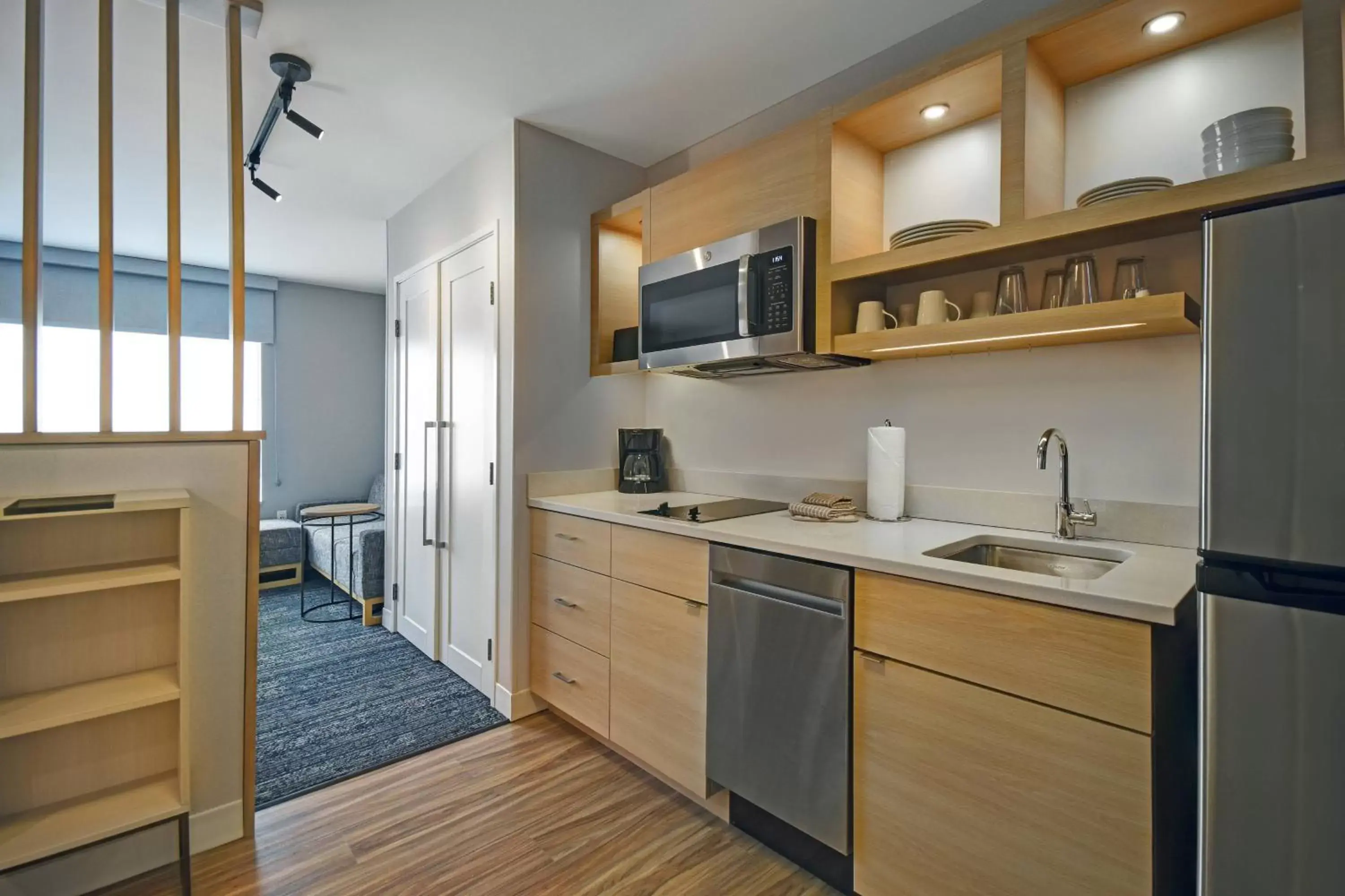 Bedroom, Kitchen/Kitchenette in TownePlace Suites by Marriott Fall River Westport