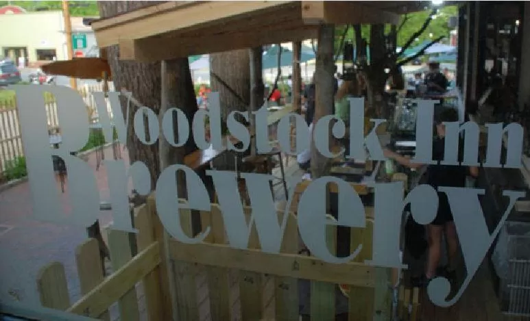 Woodstock Inn, Station and Brewery