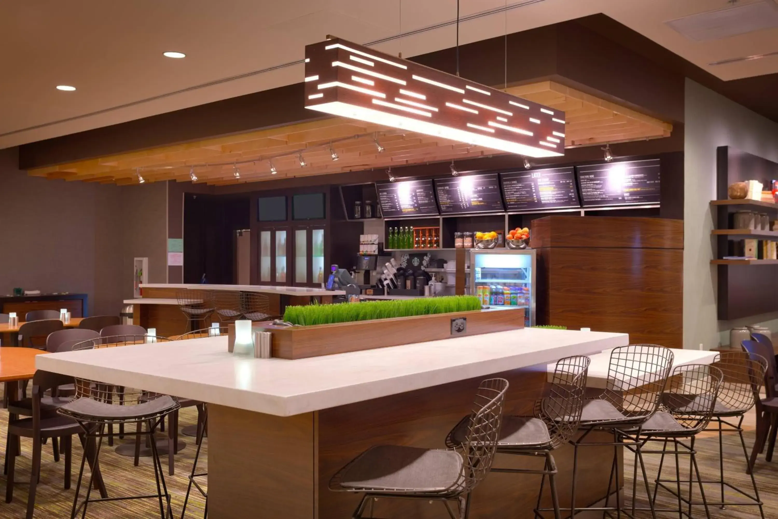 Restaurant/places to eat, Lounge/Bar in Courtyard by Marriott Salt Lake City Downtown