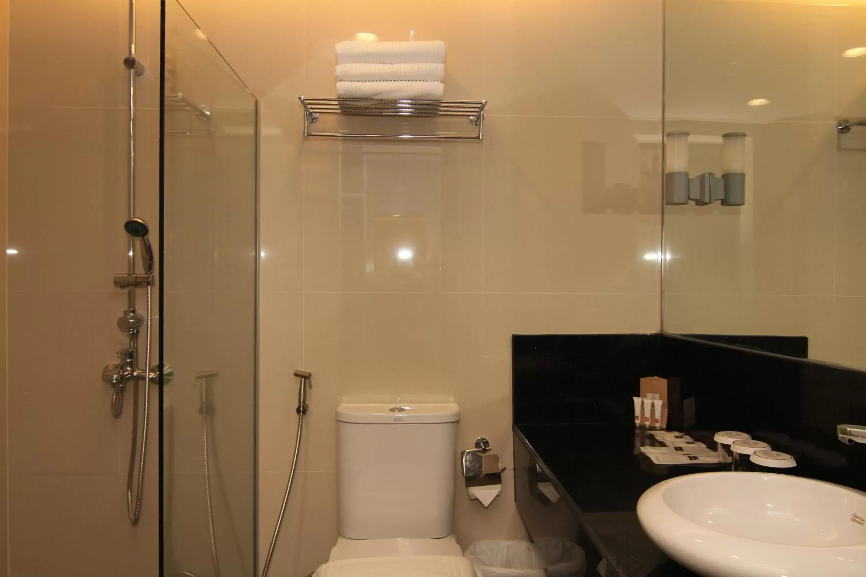 Bathroom in Cebu Hotel Plus