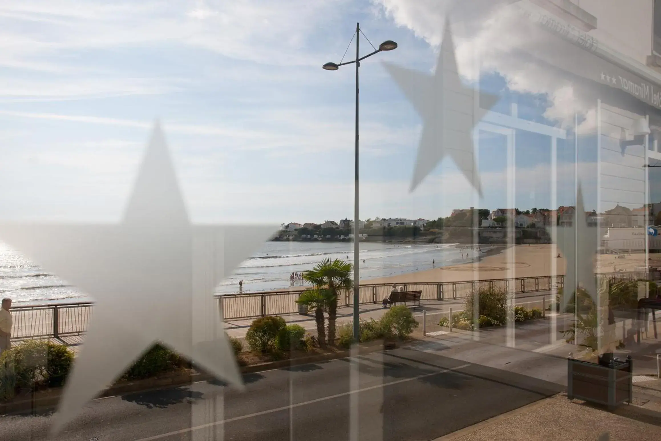 Facade/entrance in The Originals Boutique, Hotel Miramar, Royan (Inter-Hotel)