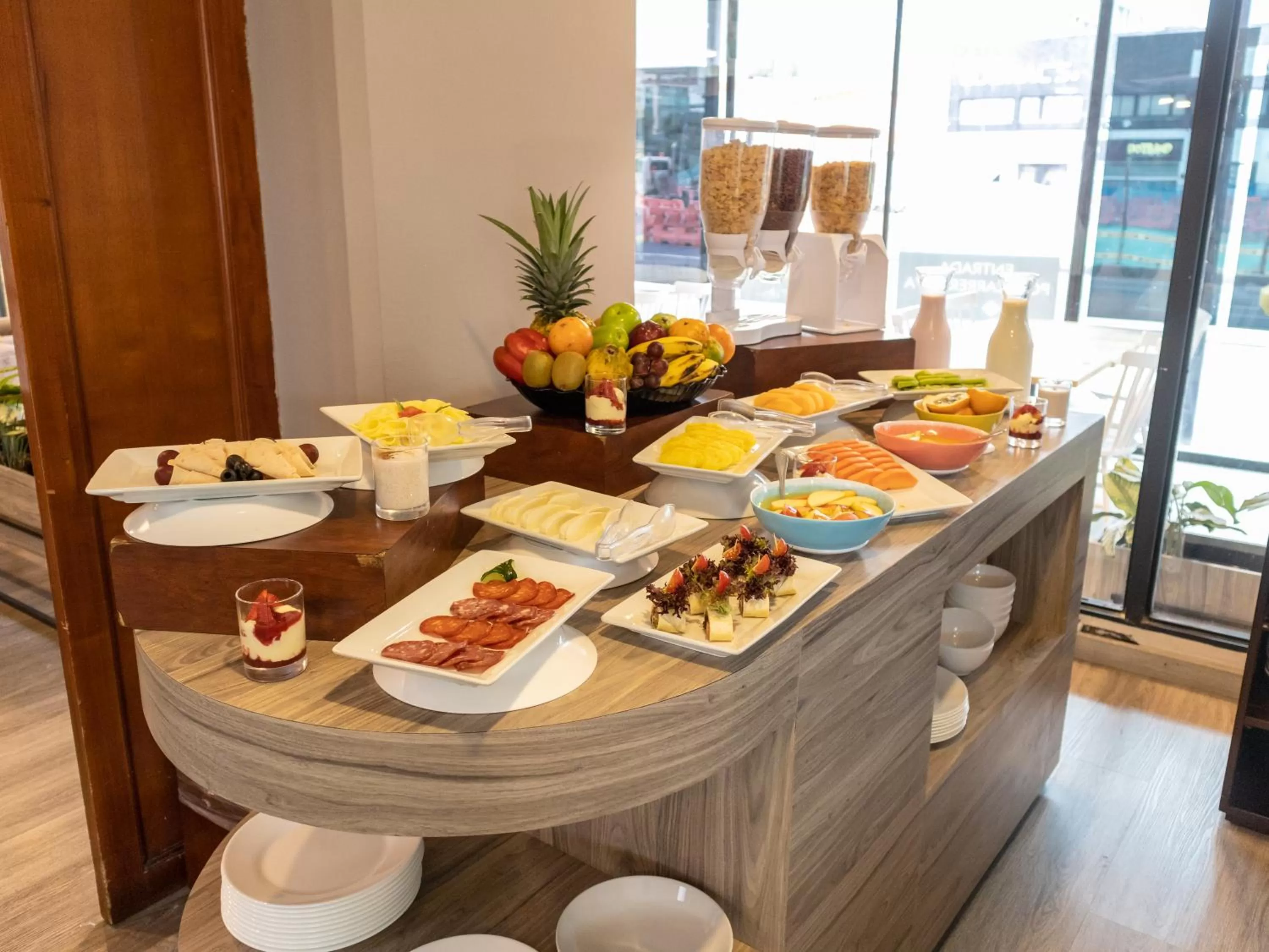 Buffet breakfast in Faranda Express Belvedere