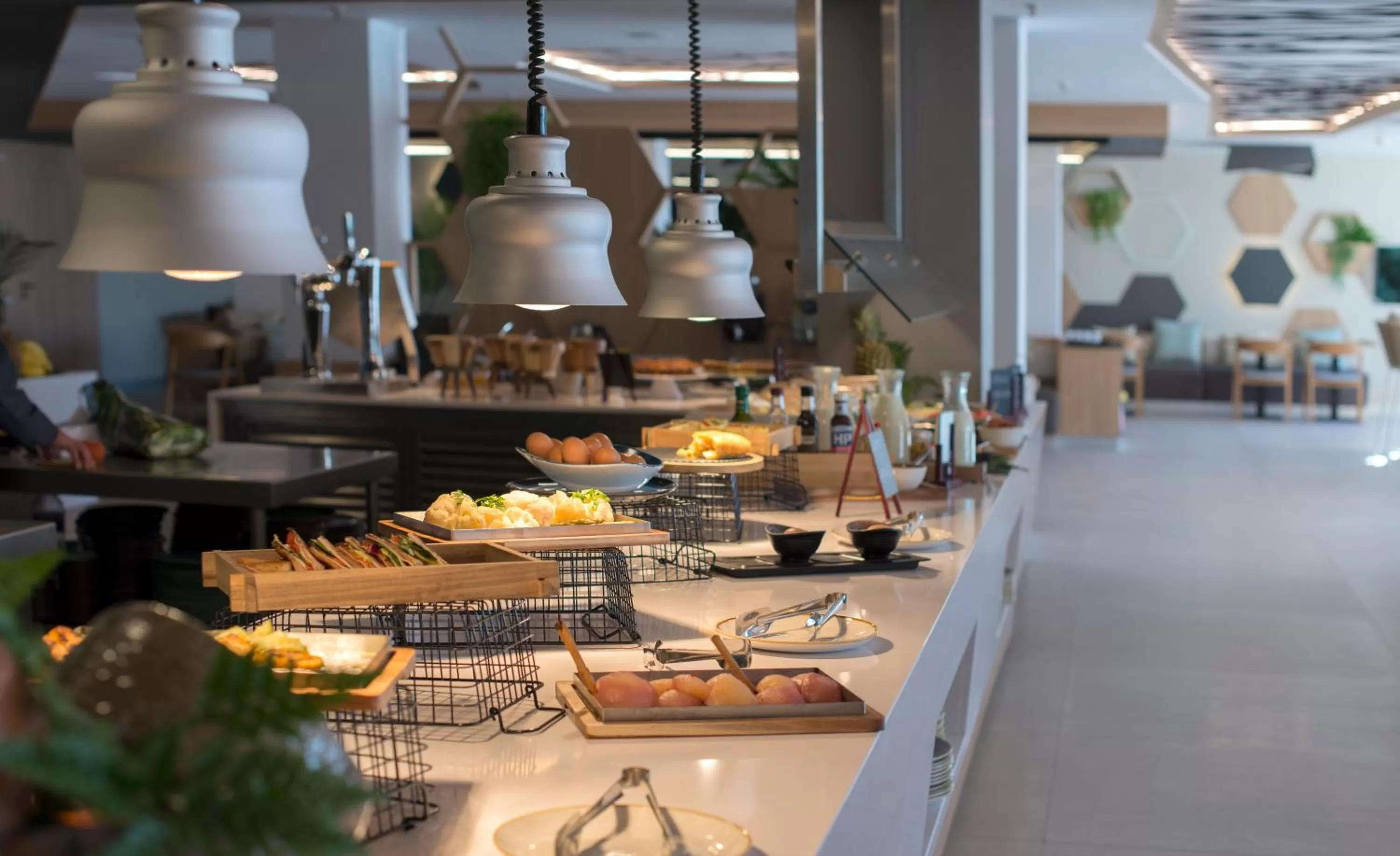 Restaurant/places to eat in MYND Adeje