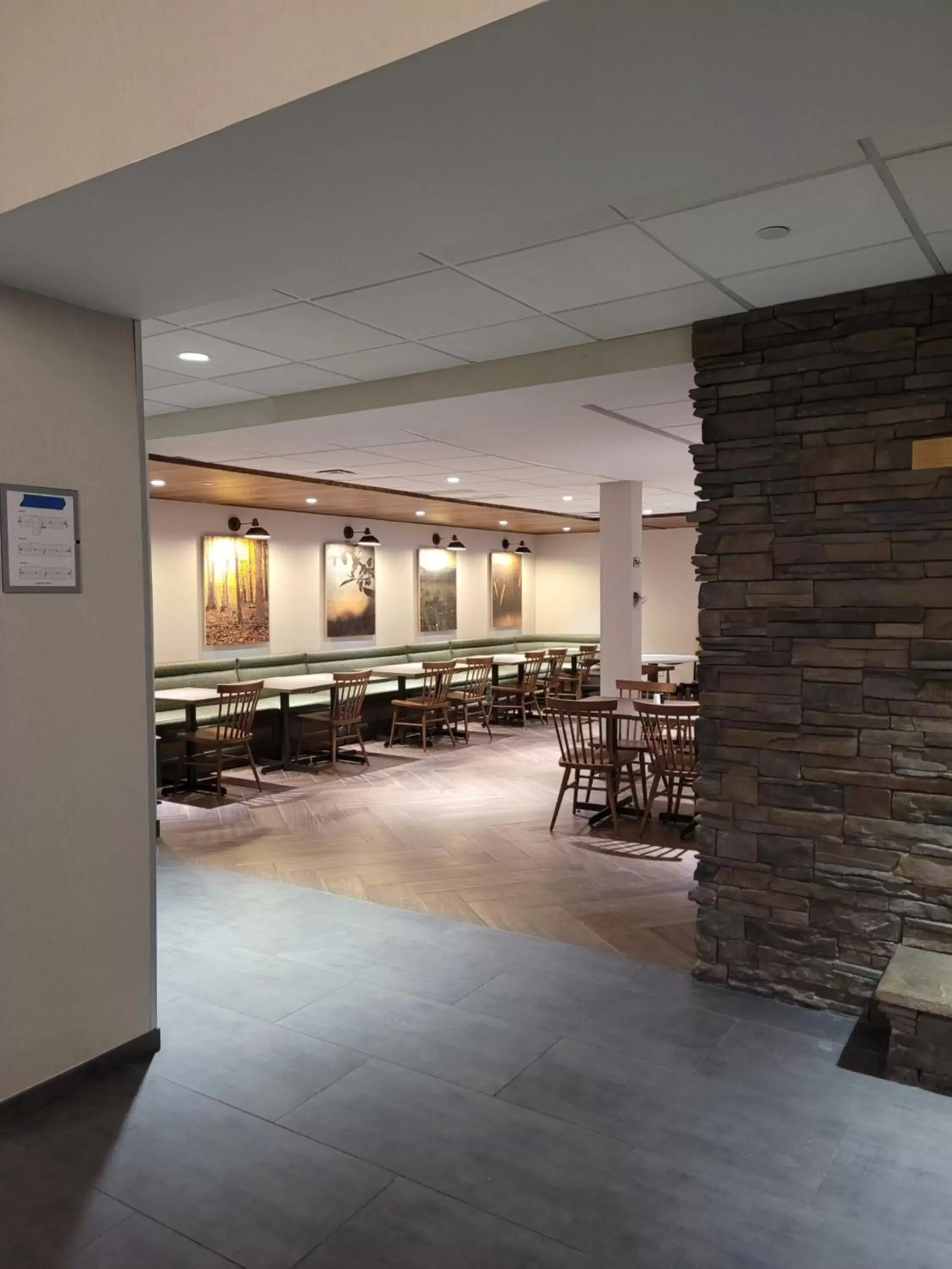 Breakfast, Restaurant/Places to Eat in Wingate by Wyndham Helena