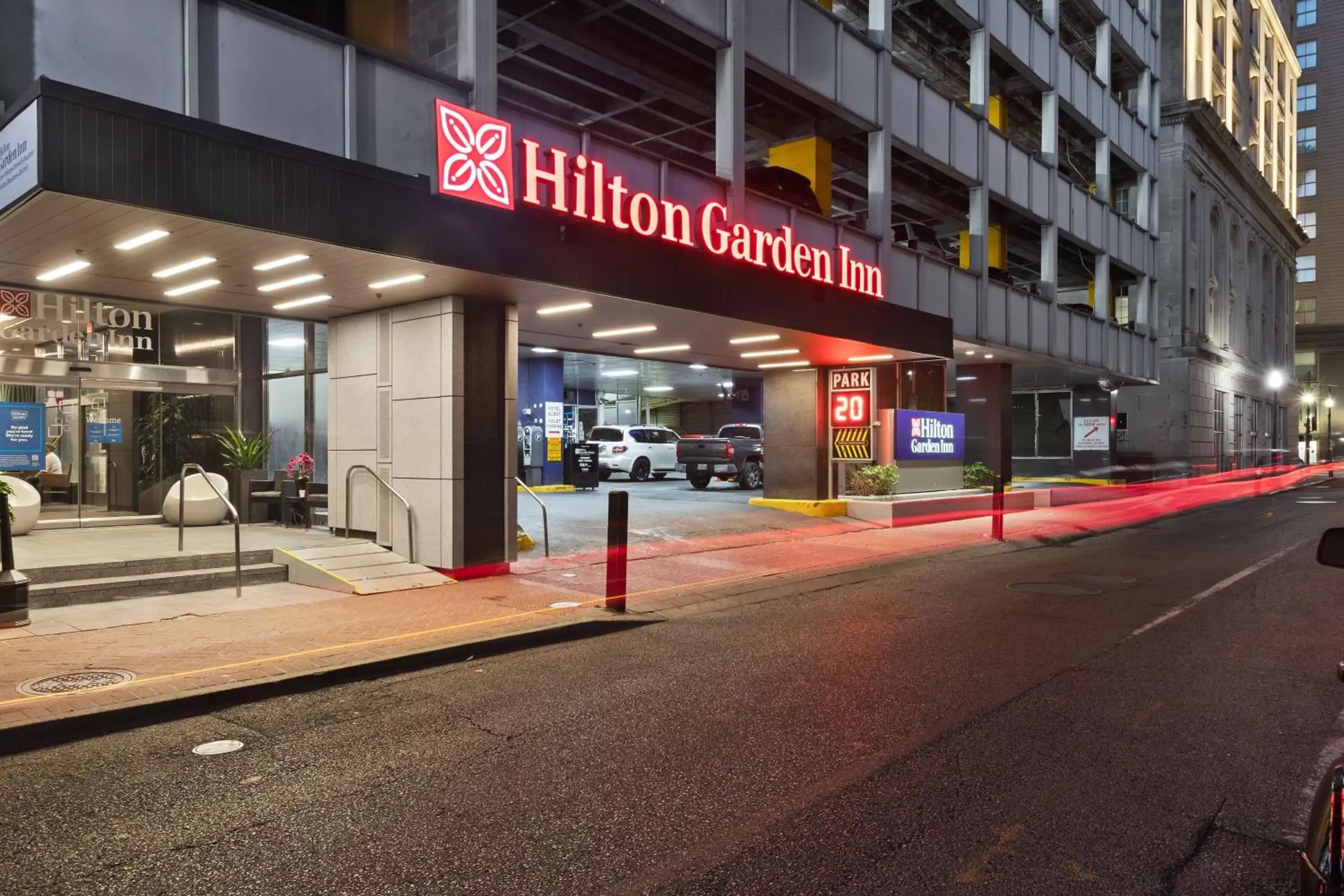 Property building in Hilton Garden Inn New Orleans French Quarter/CBD