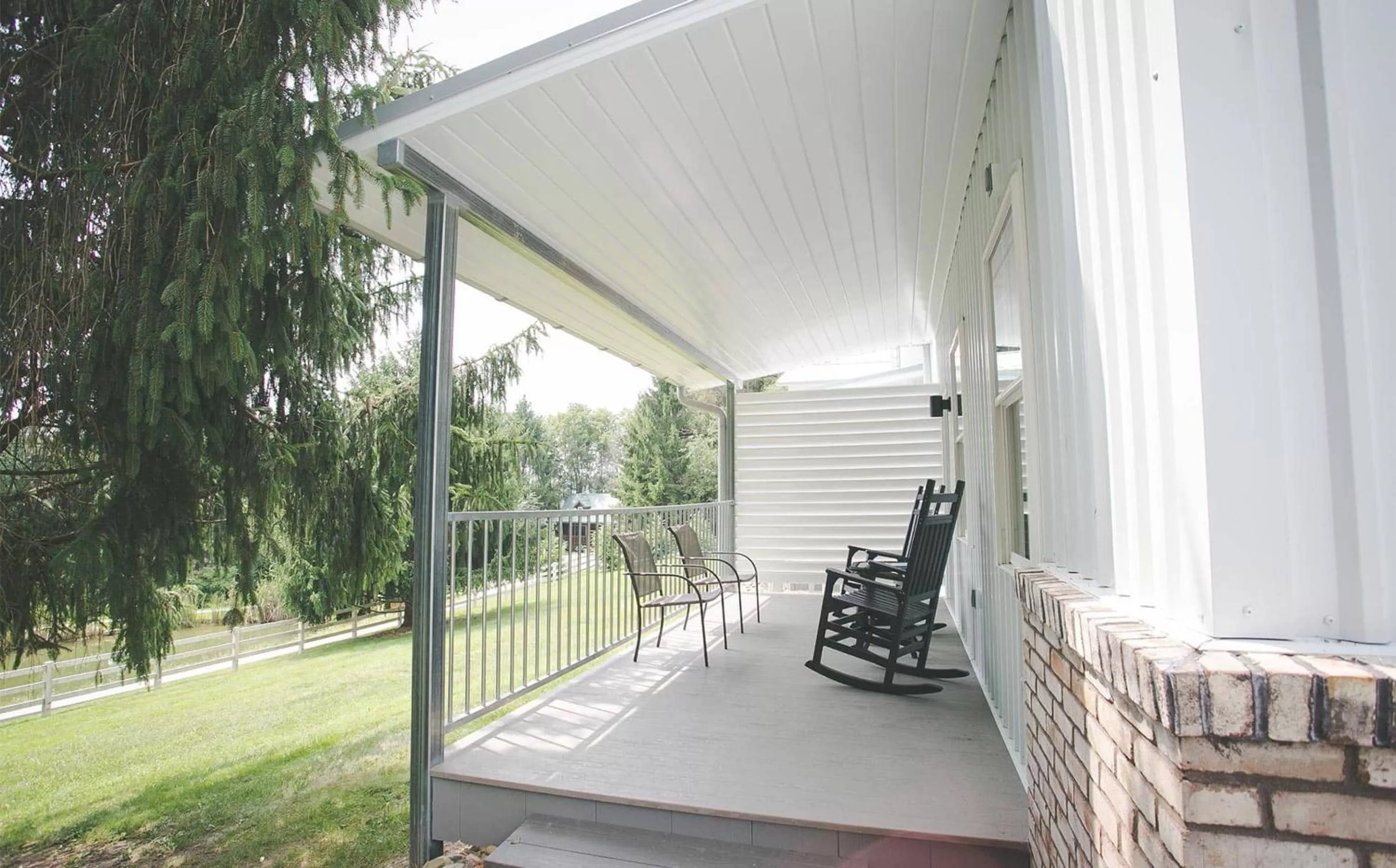 Balcony/Terrace in Farmhouse Suites by Amish Country Lodging
