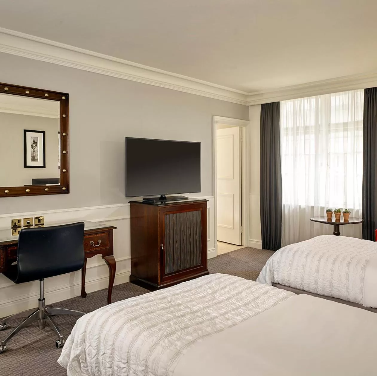 Standard Twin Room in The Dilly