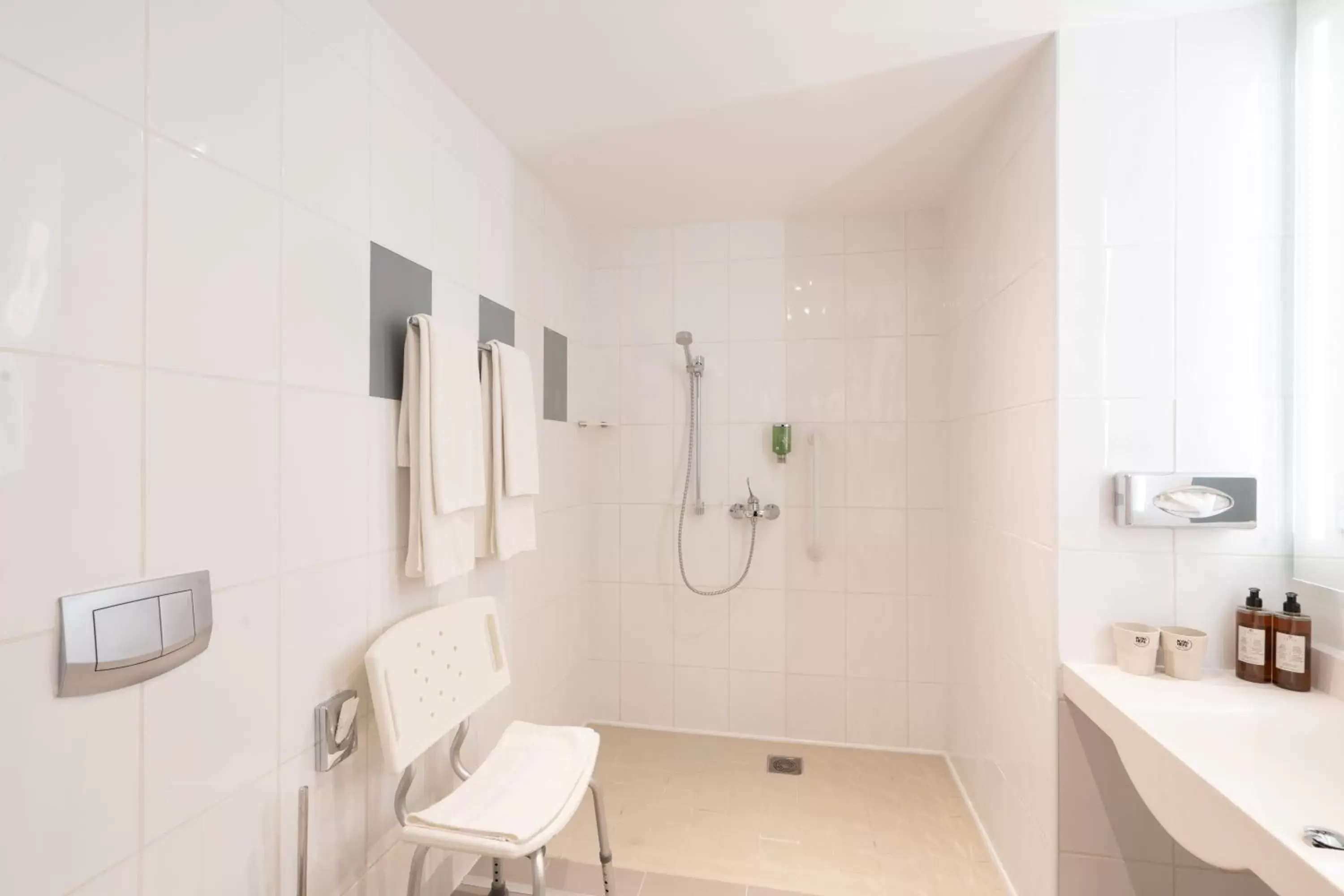 Bathroom in Novotel Vilnius Centre