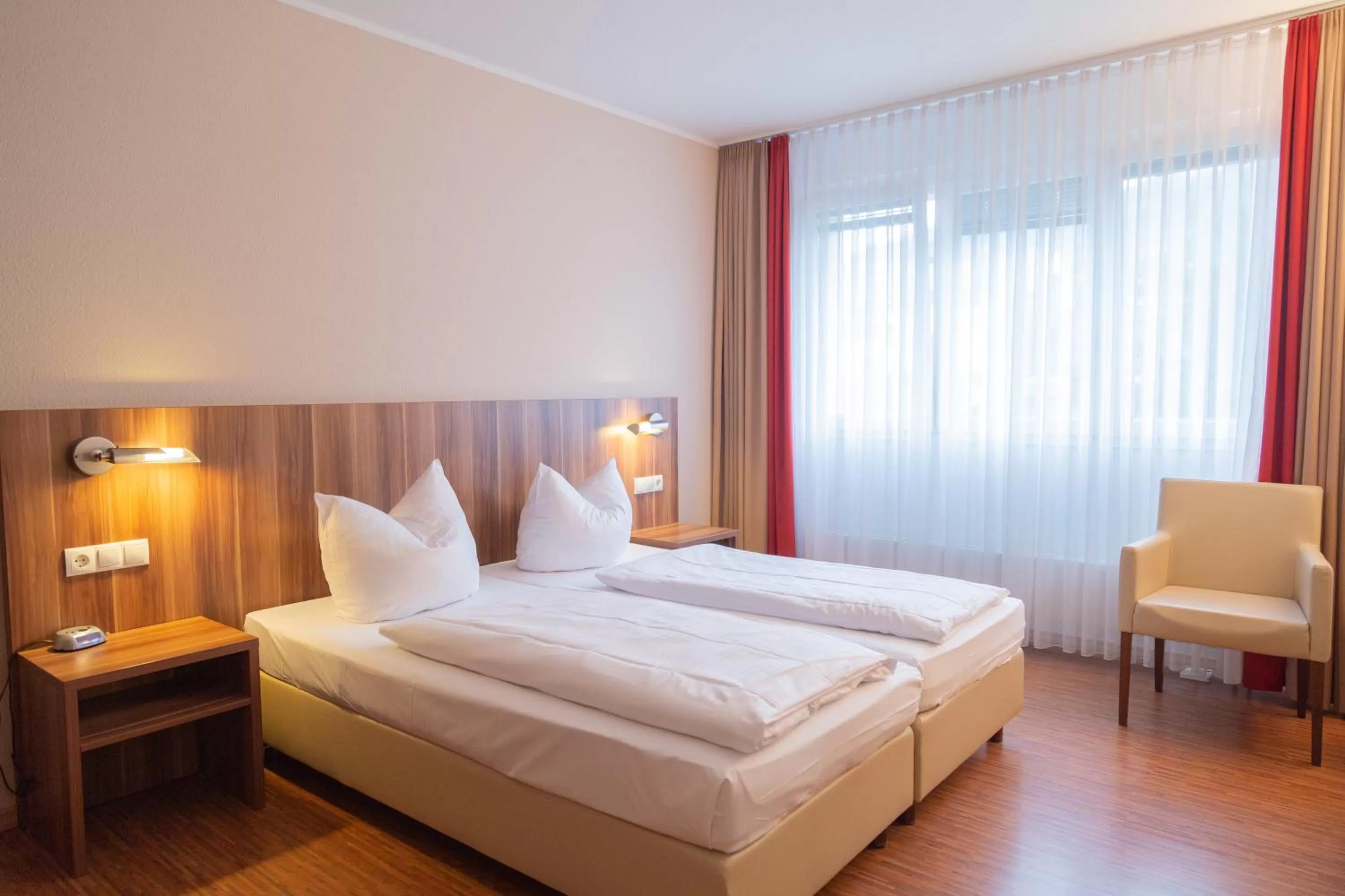 Bed in Das Ebertor - Hotel & Hostel