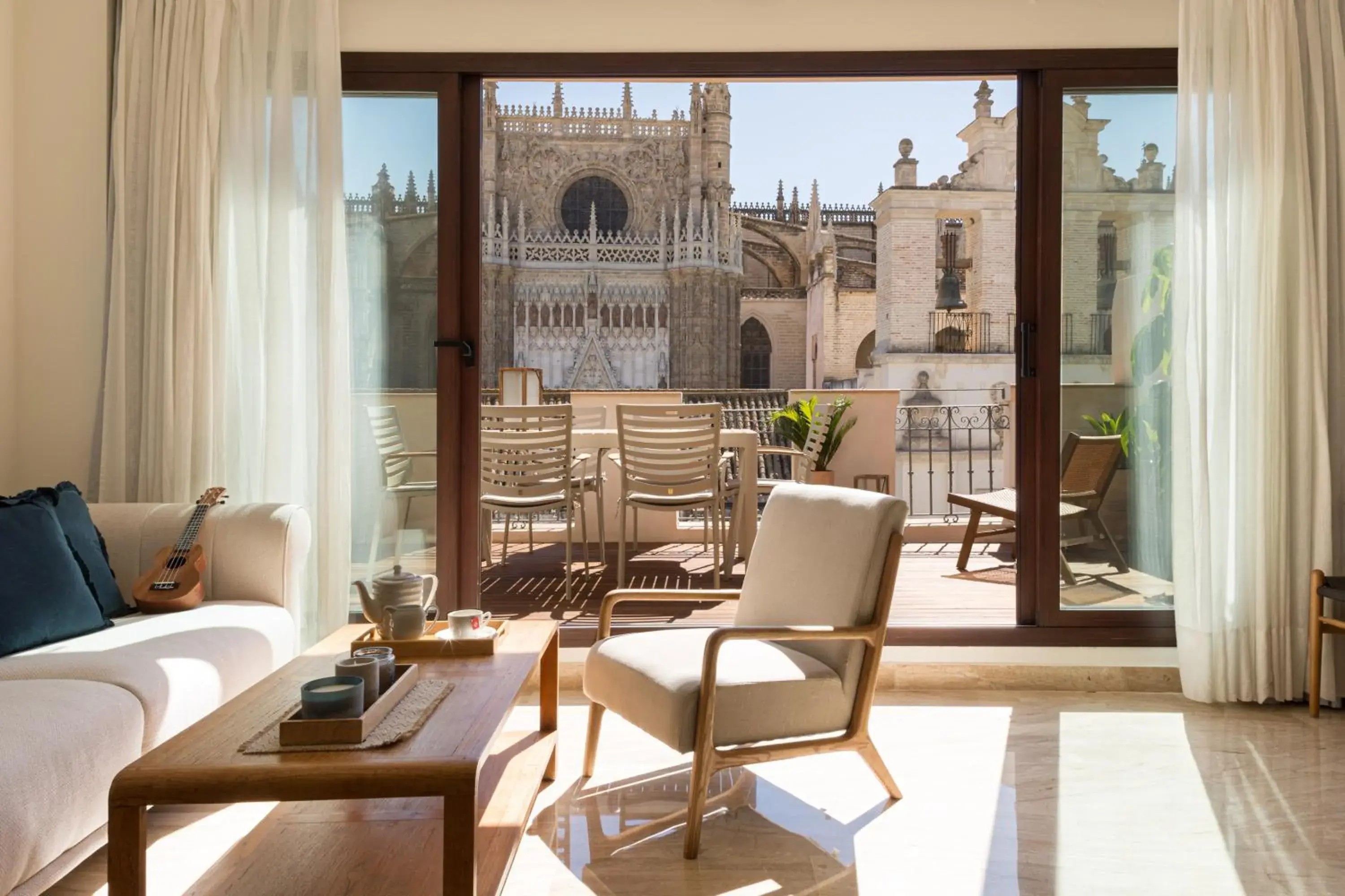 Living room in Puerta Catedral Apartments