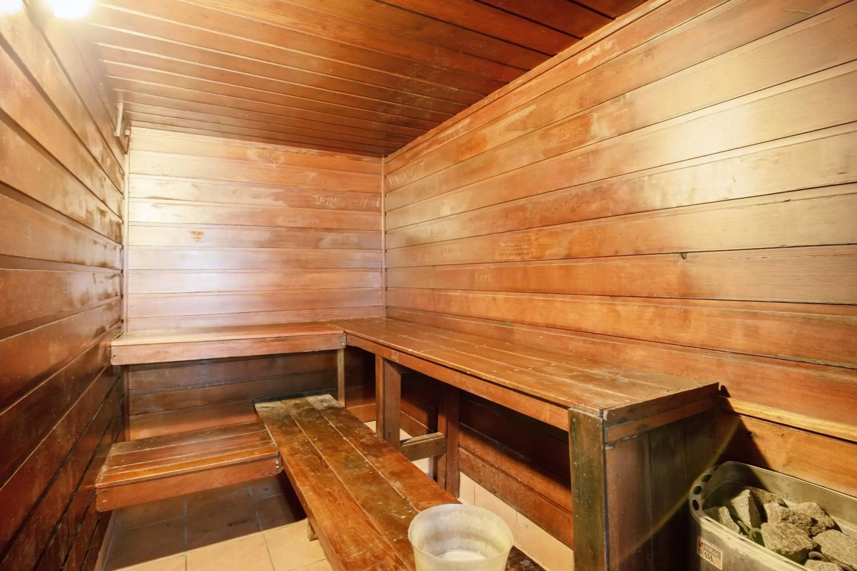 Sauna in Pacific Plaza Apartments